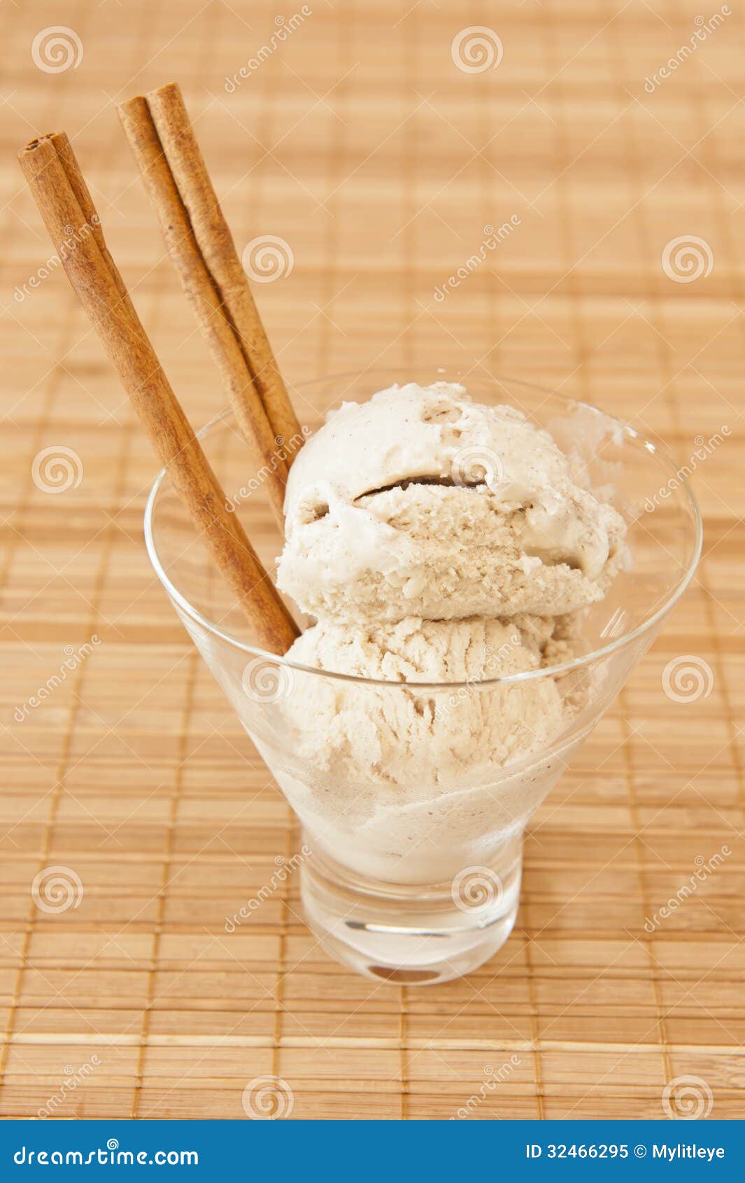 Cinnamon Ice Cream stock image. Image of cream, treat 32466295