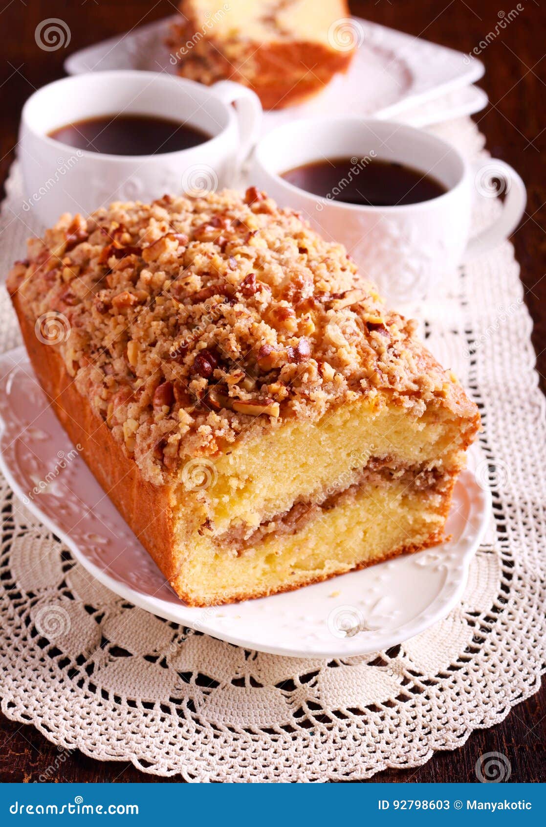 Cinnamon and Nut Coffee Cake, Stock Image Image of crumble, breakfast 92798603