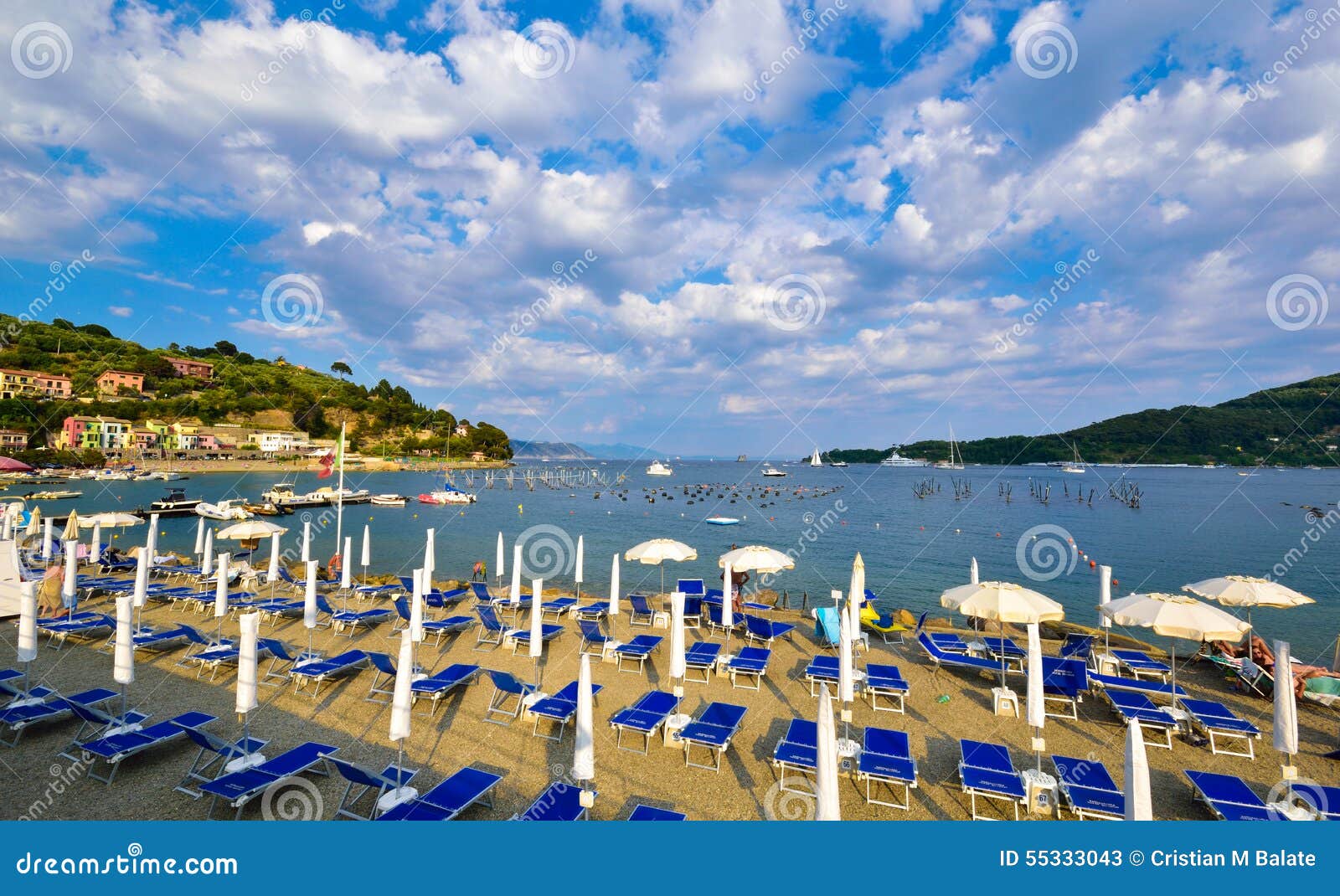 Cinque Terre-Strand in Italien Redaktionelles Stockfoto - Bild von ...