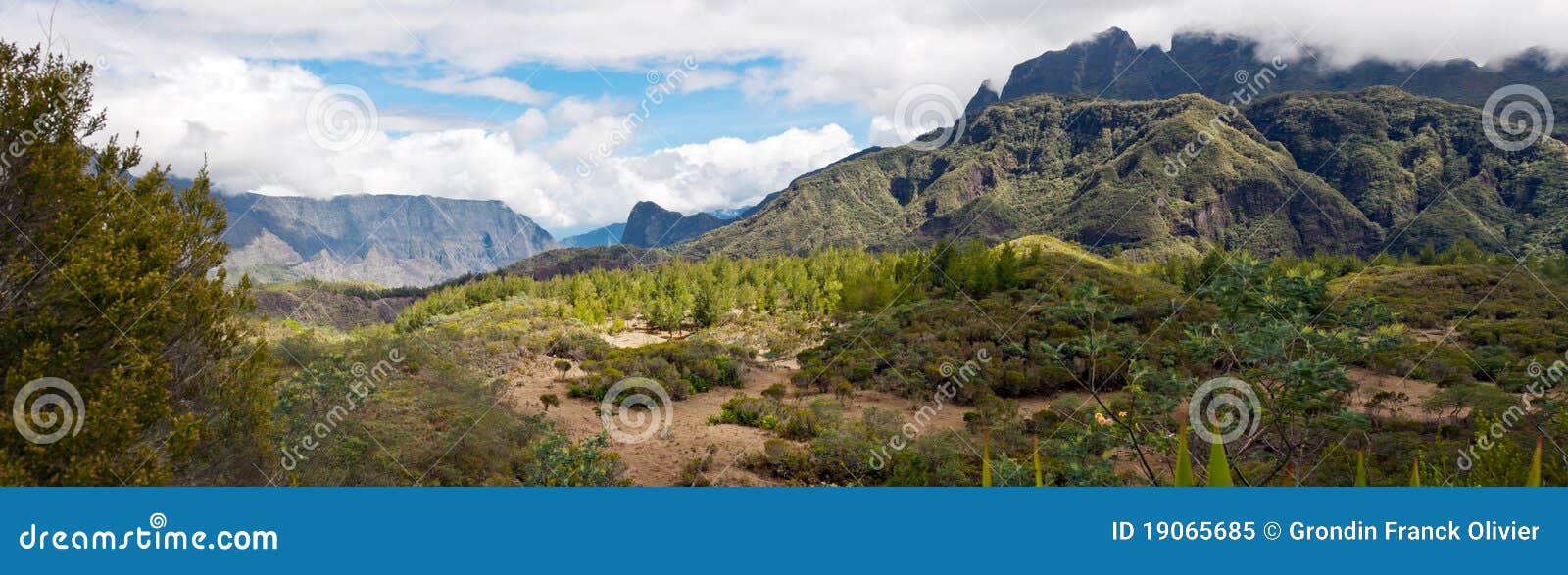 circque de mafate landscape