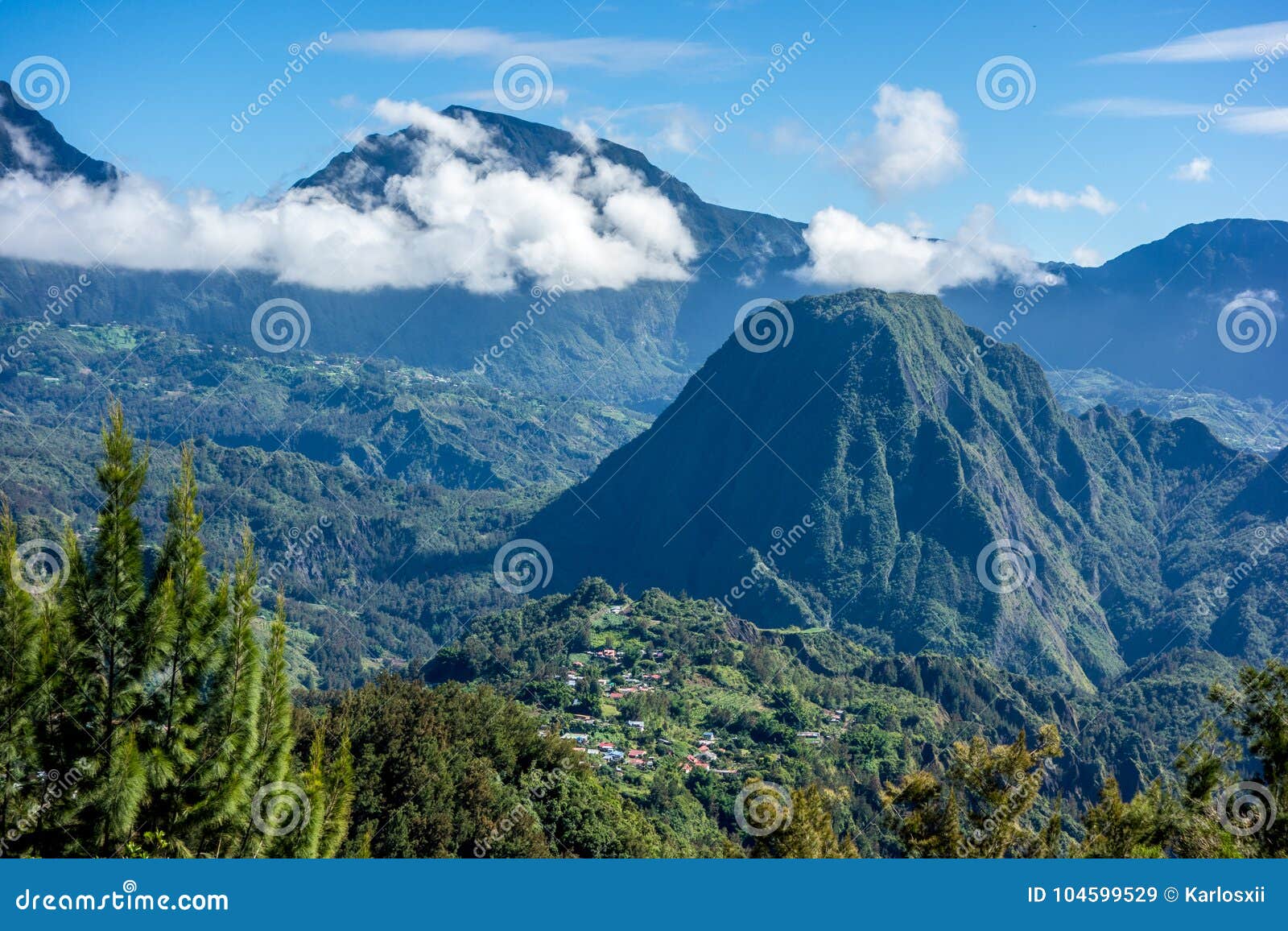 cirque de salazie in la reunion island