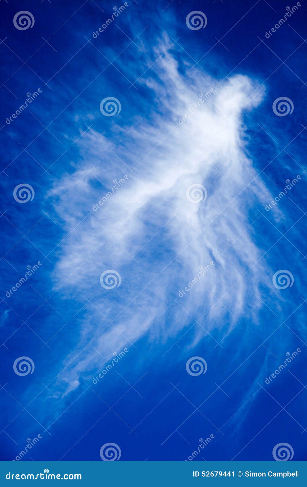 cirrus clouds that look like a person walking in the air