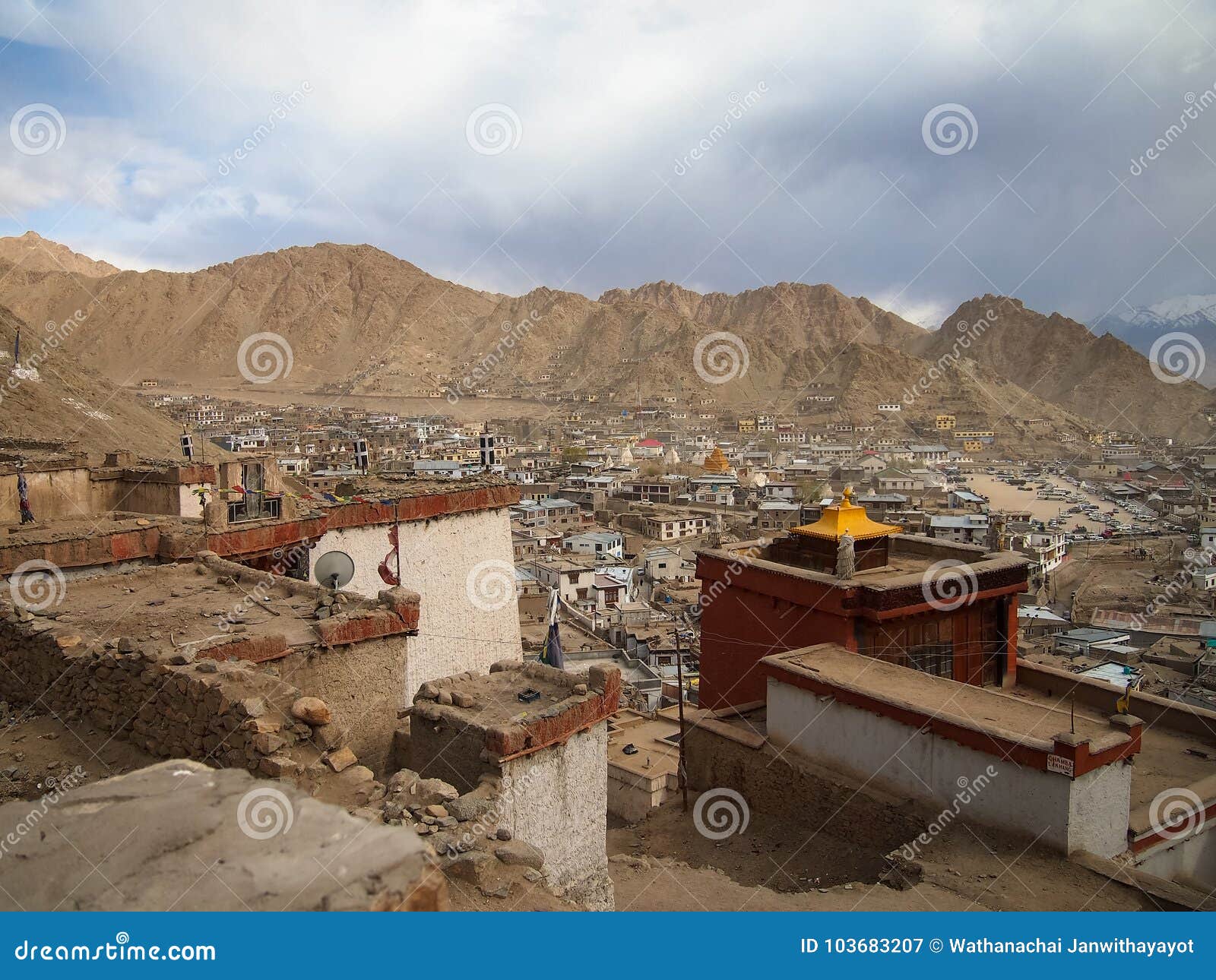 Città del paesaggio del ladakh di Lah, India. Paesaggio e città del ladakh di Lah, India