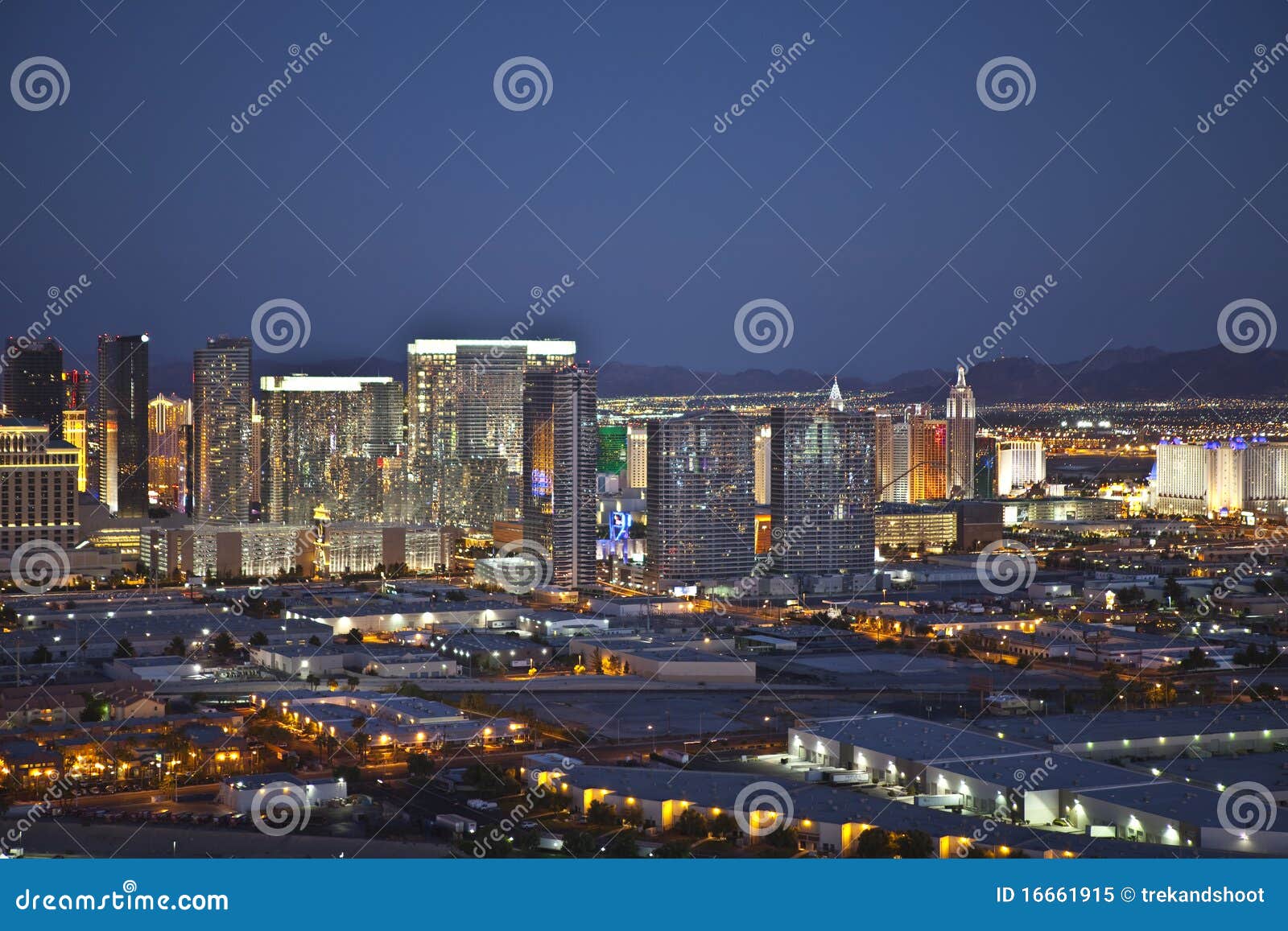 City Center Vegas Dusk editorial image. Image of desert 16661915