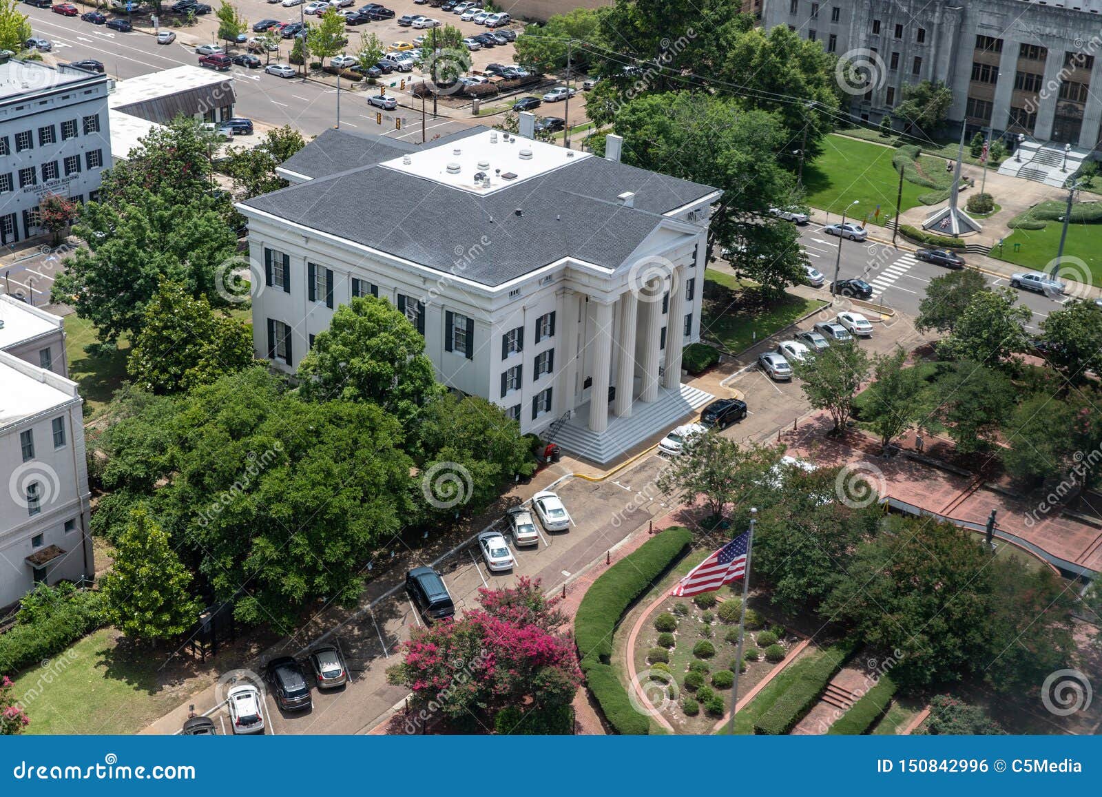 City of Jackson City Hall in Downtown Jackson, MS Editorial Photo