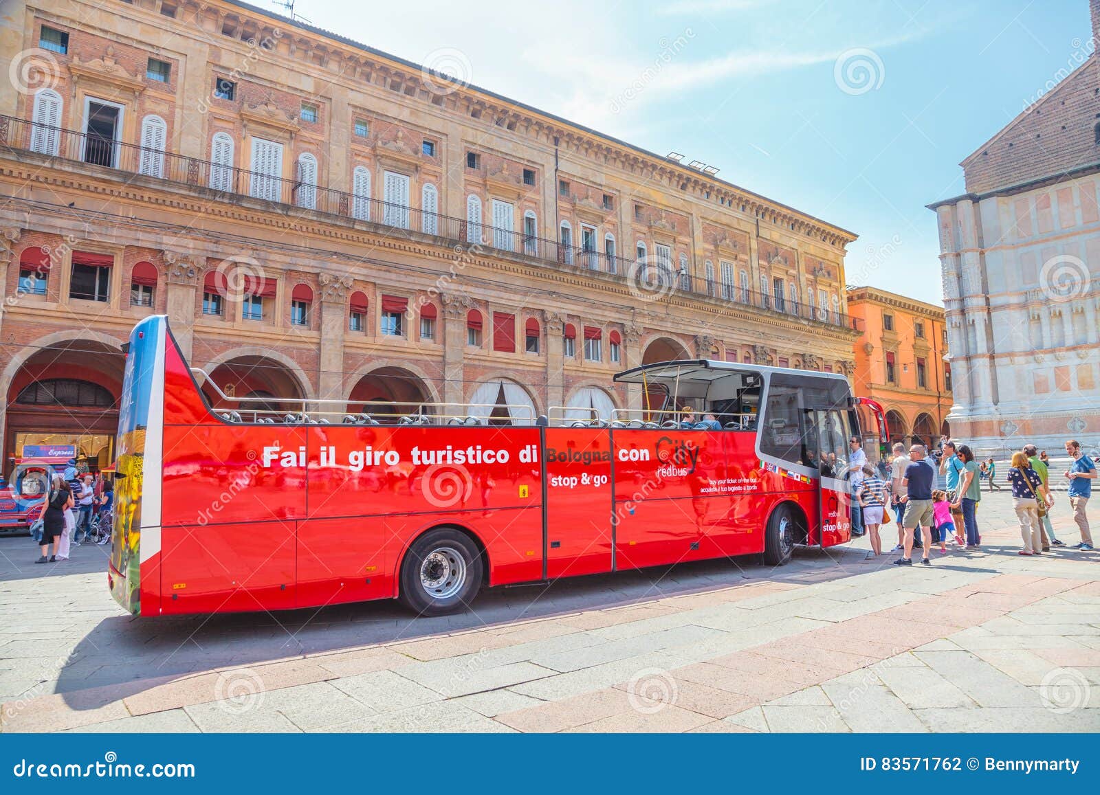 City Red Bus Bologna editorial photography. Image of petronio 83571762