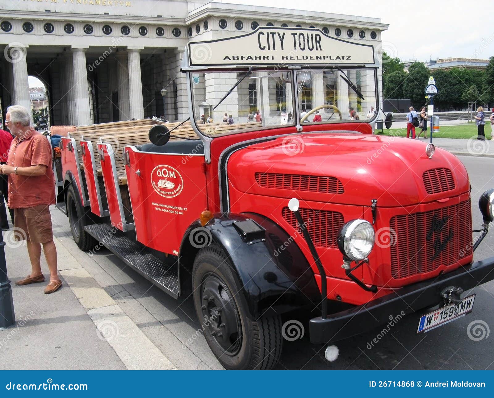 City tour car in Vienna editorial stock photo. Image of tour 26714868