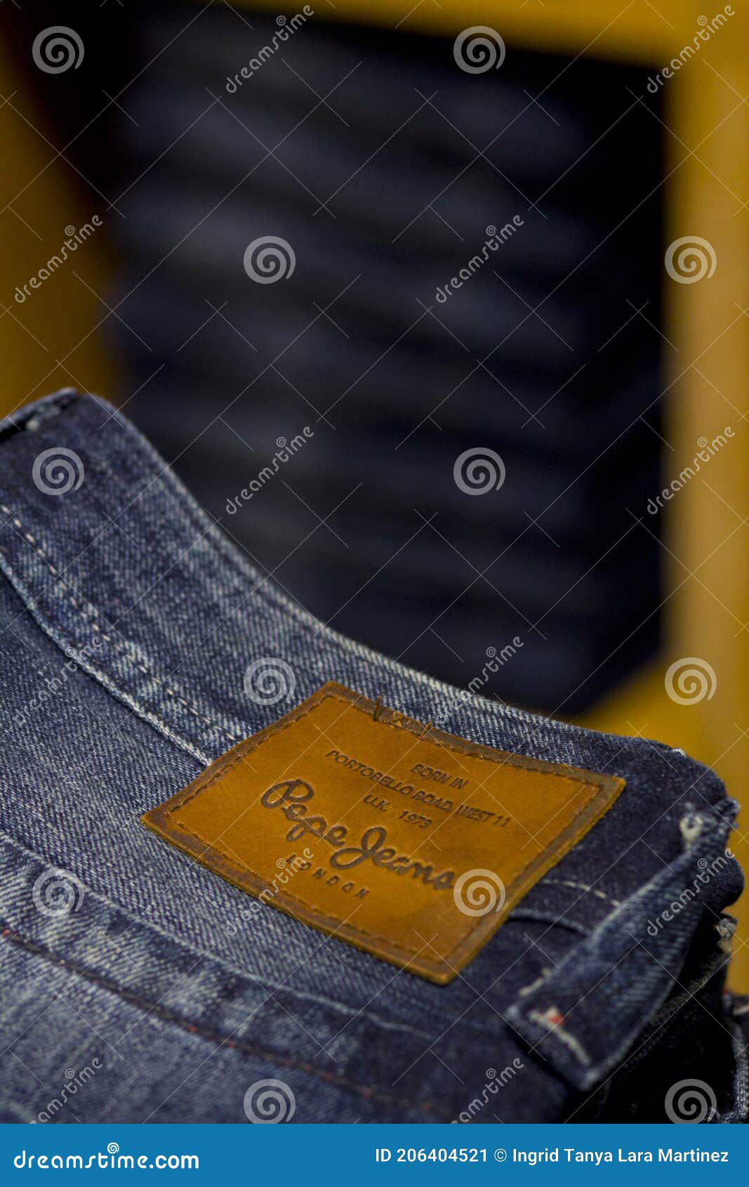Vivienda brandy Timor Oriental Ciudad De México 27 De Junio De 2014 : Pantalones De Marca De Jeans De Pepe  En Tienda De Moda. Foto editorial - Imagen de londres, negocios: 206404521