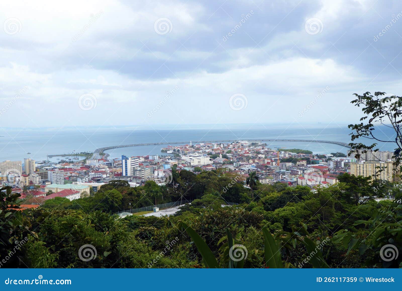 ciudad de panama city casco antiguo air view ocean skyline