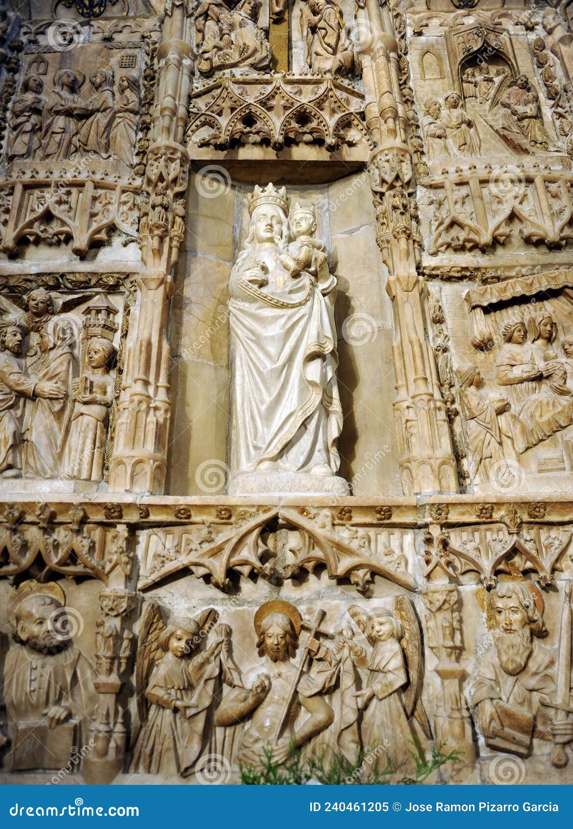 virgen de alabastro, capilla de coca en la iglesia de san pedro, ciudad real, espaÃÂ±a