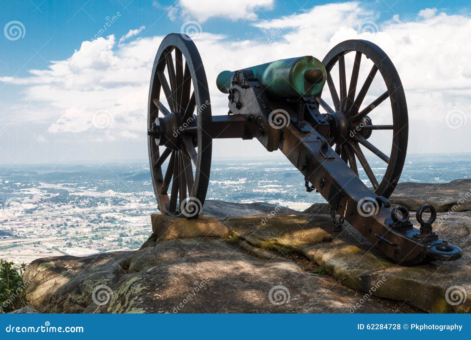 civil war era cannon atop lookout mountain, overlooks chattanooga tennessee