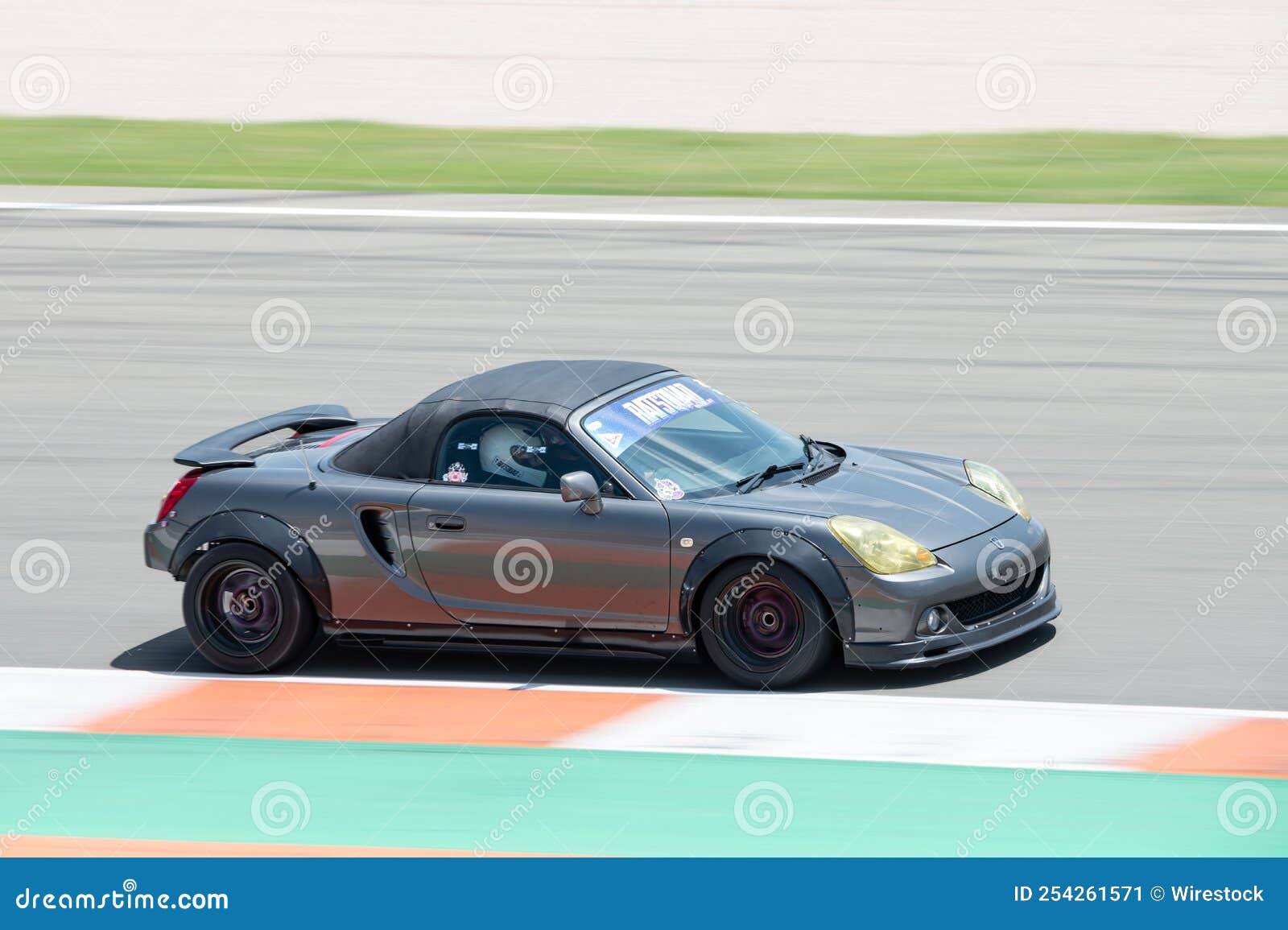 Preços baixos em Carros de Corrida Esporte e Touring de metal