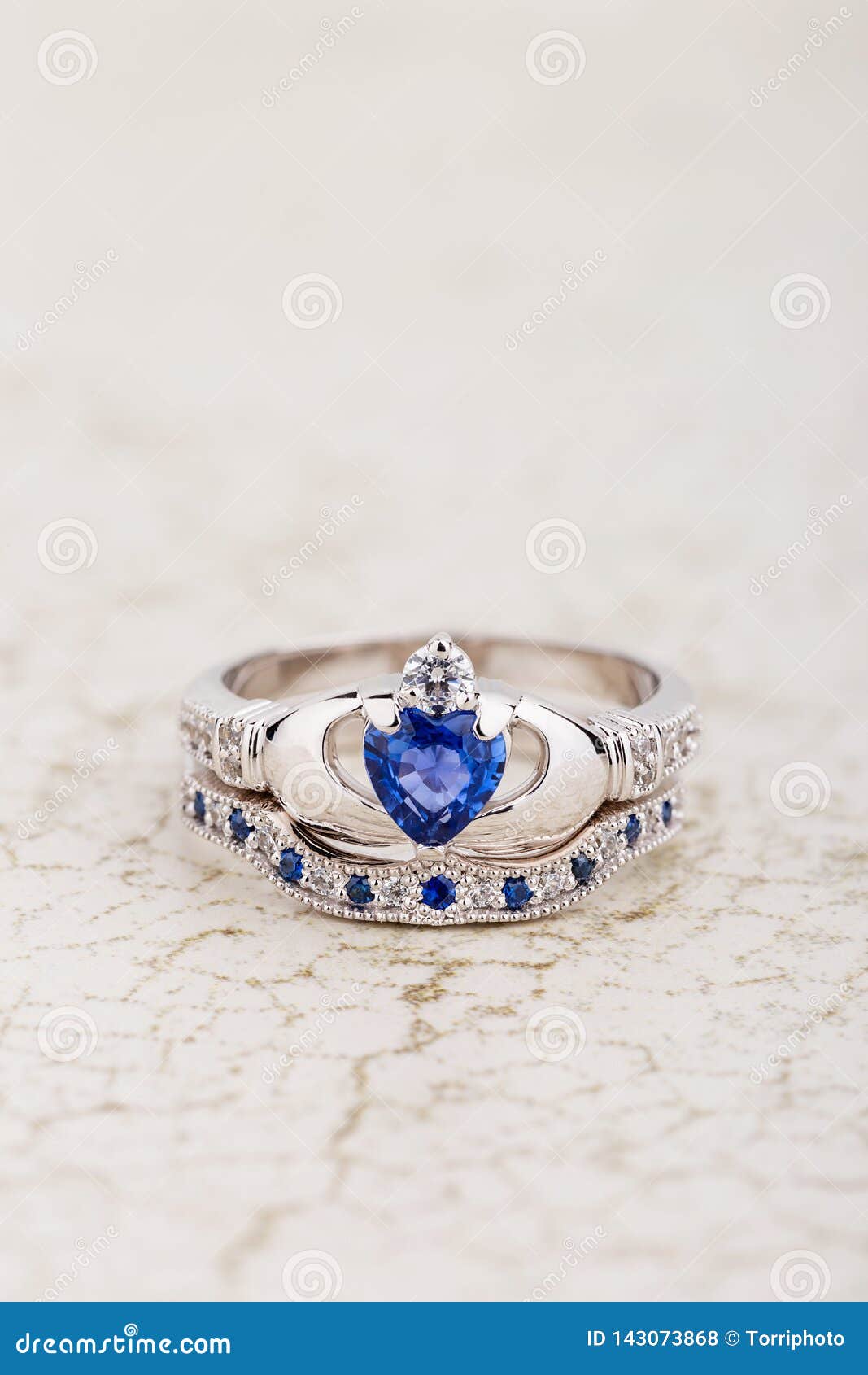 The Claddagh Ring: A Symbol Of Love & Unity- Perfect for Weddings