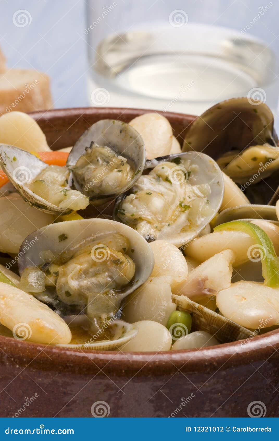 Clams and Beans,Asturias Style.Spanish Cuisine. Stock Photo Image of spain, homemade 12321012