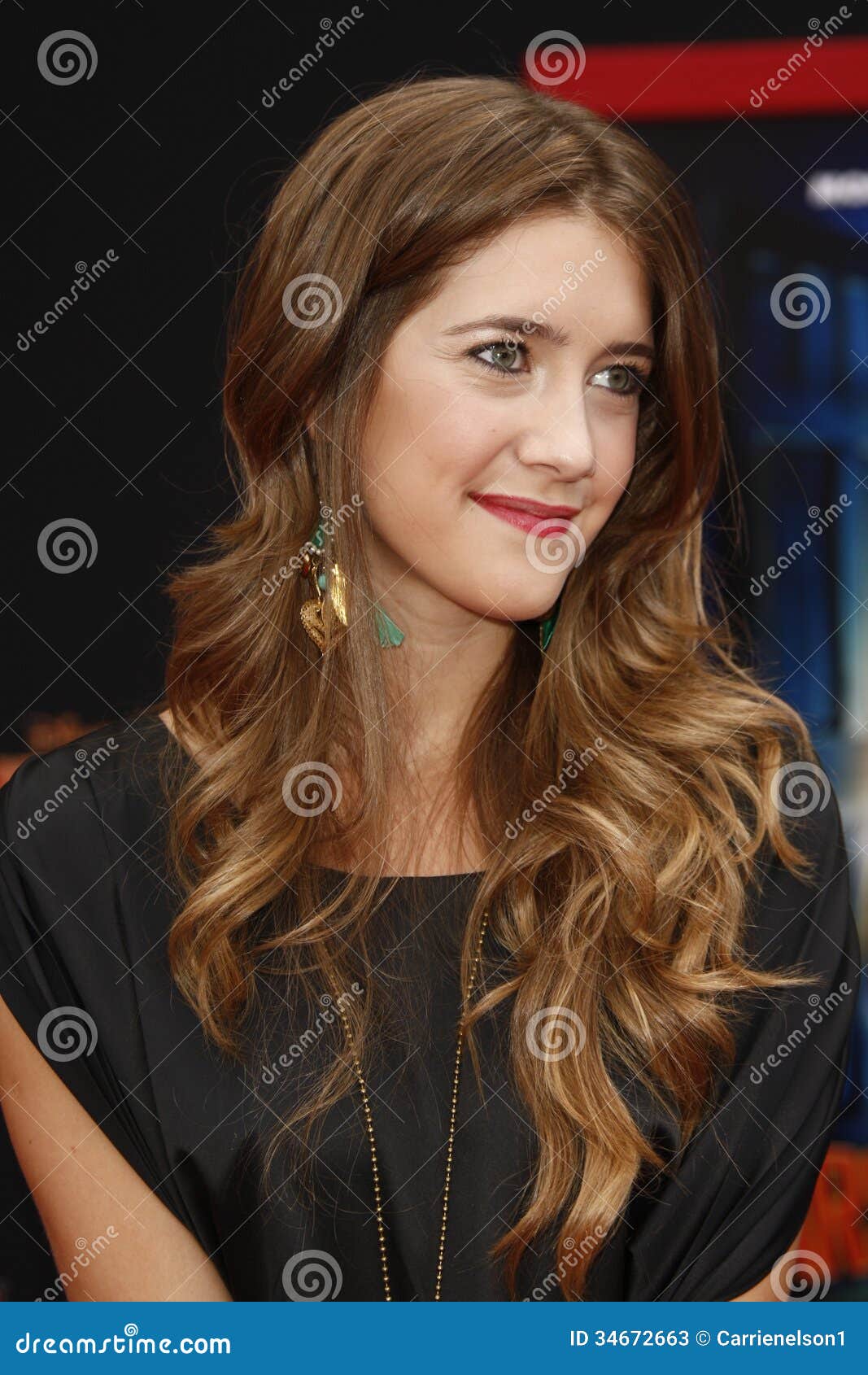 Clara Alonso foto de archivo editorial. Imagen de capitana - 34672663, image size:1067x1690