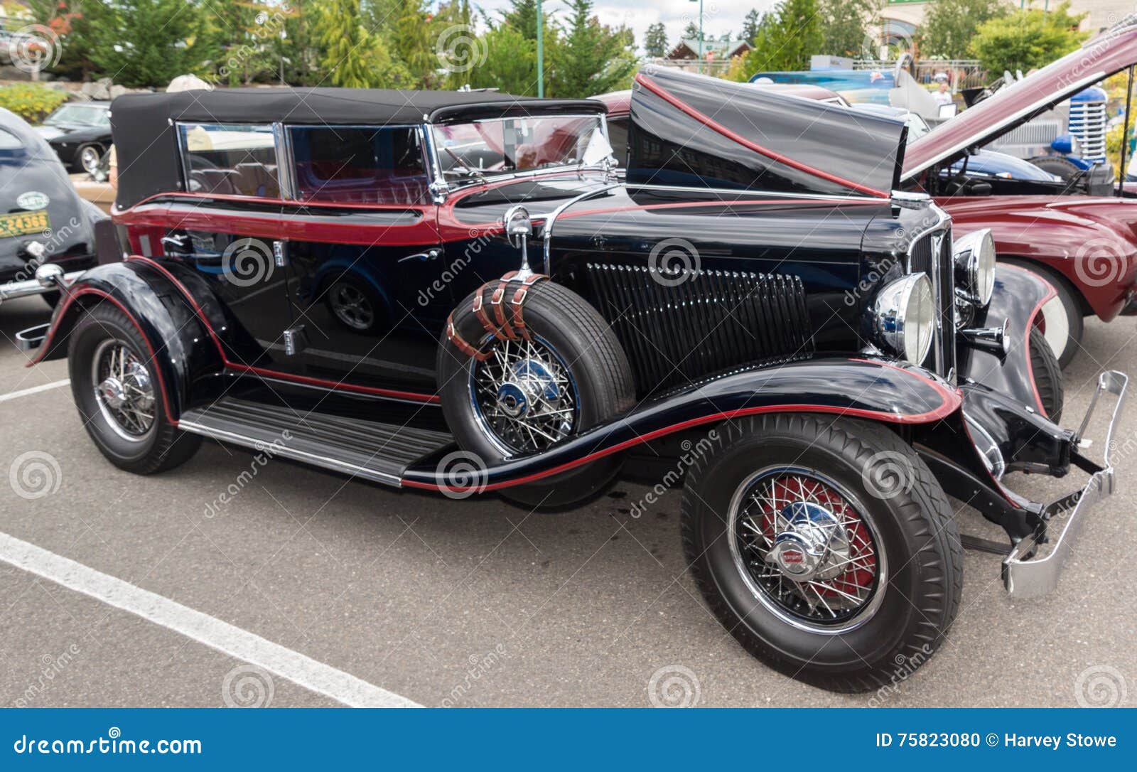 Classic 1931 Auburn editorial image. Image of headlights 75823080