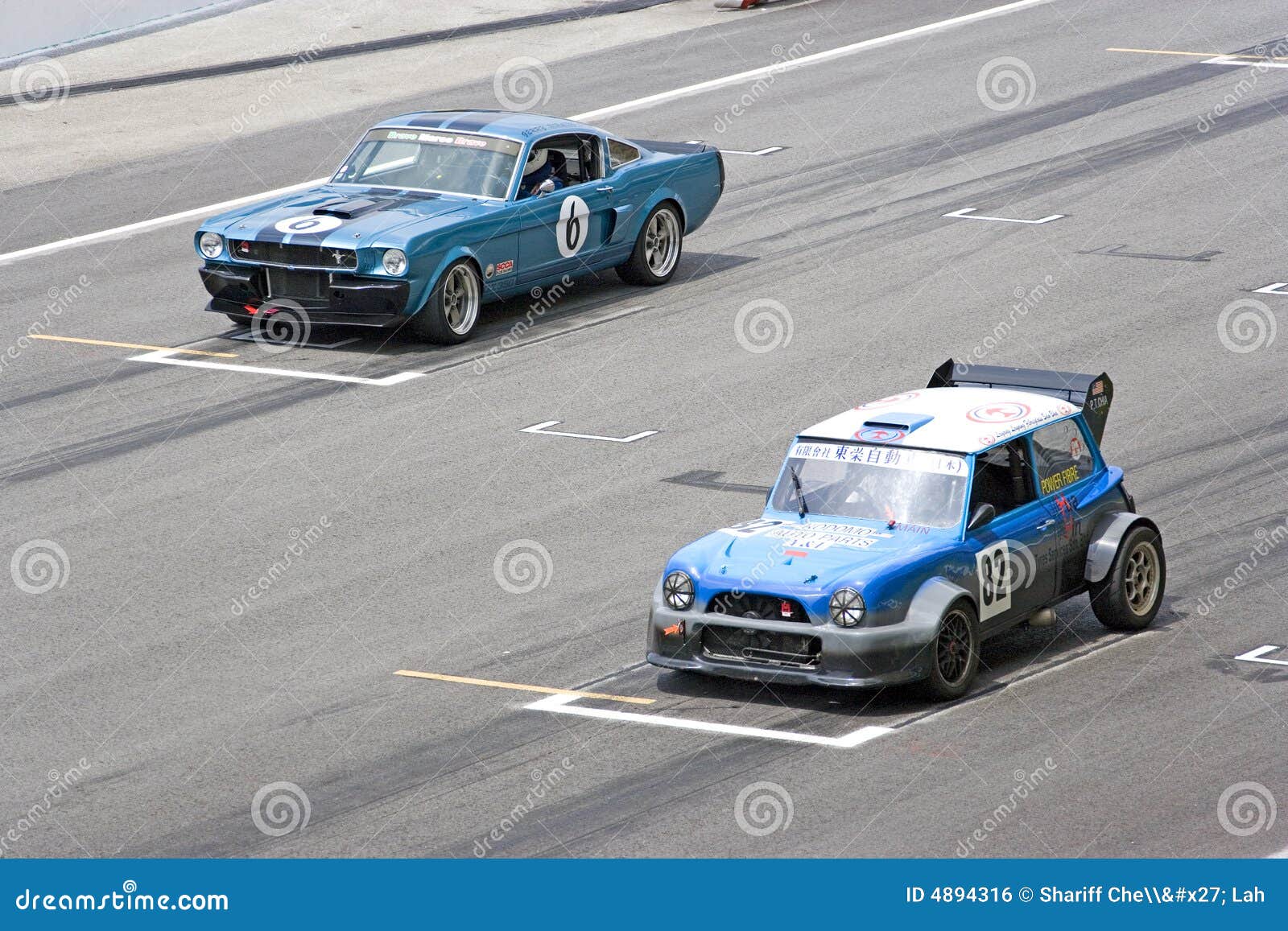 Classic car race editorial photo. Image of sepang, starting 4894316
