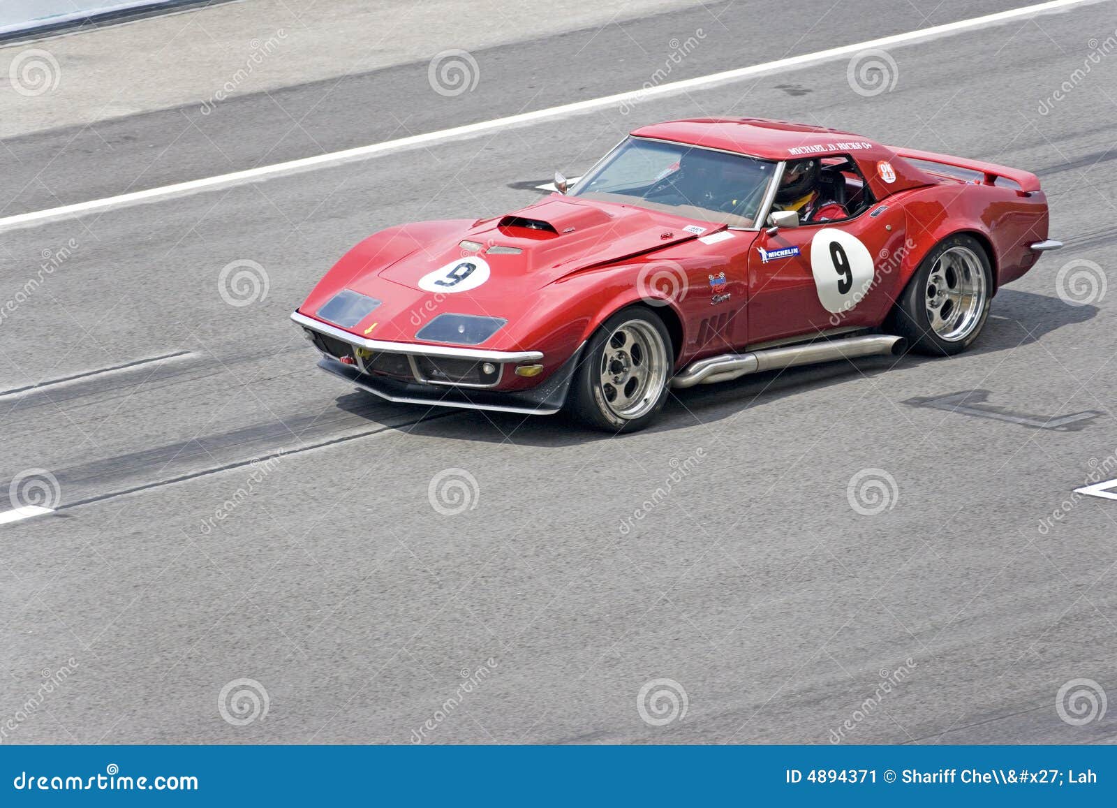 Classic Car Race editorial photo. Image of asphalt, power 4894371