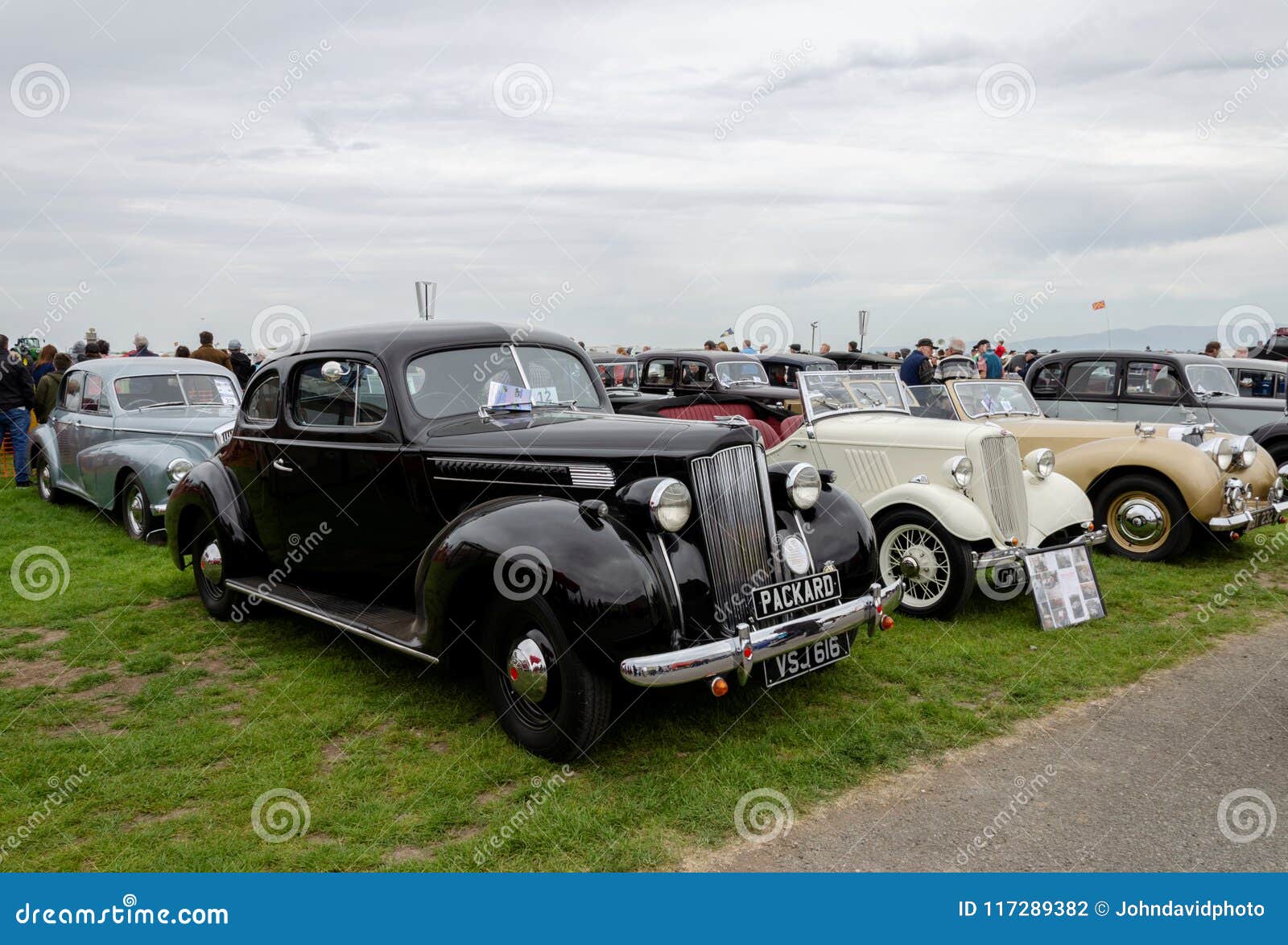 Classic Cars at the Anglesey Vintage Rally Editorial Photography ...
