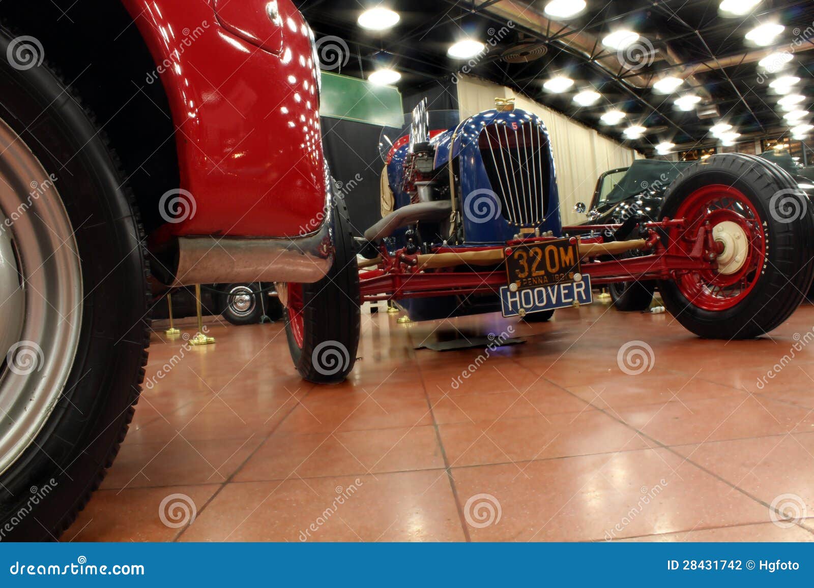 Classic cars museum editorial photography. Image of october 28431742