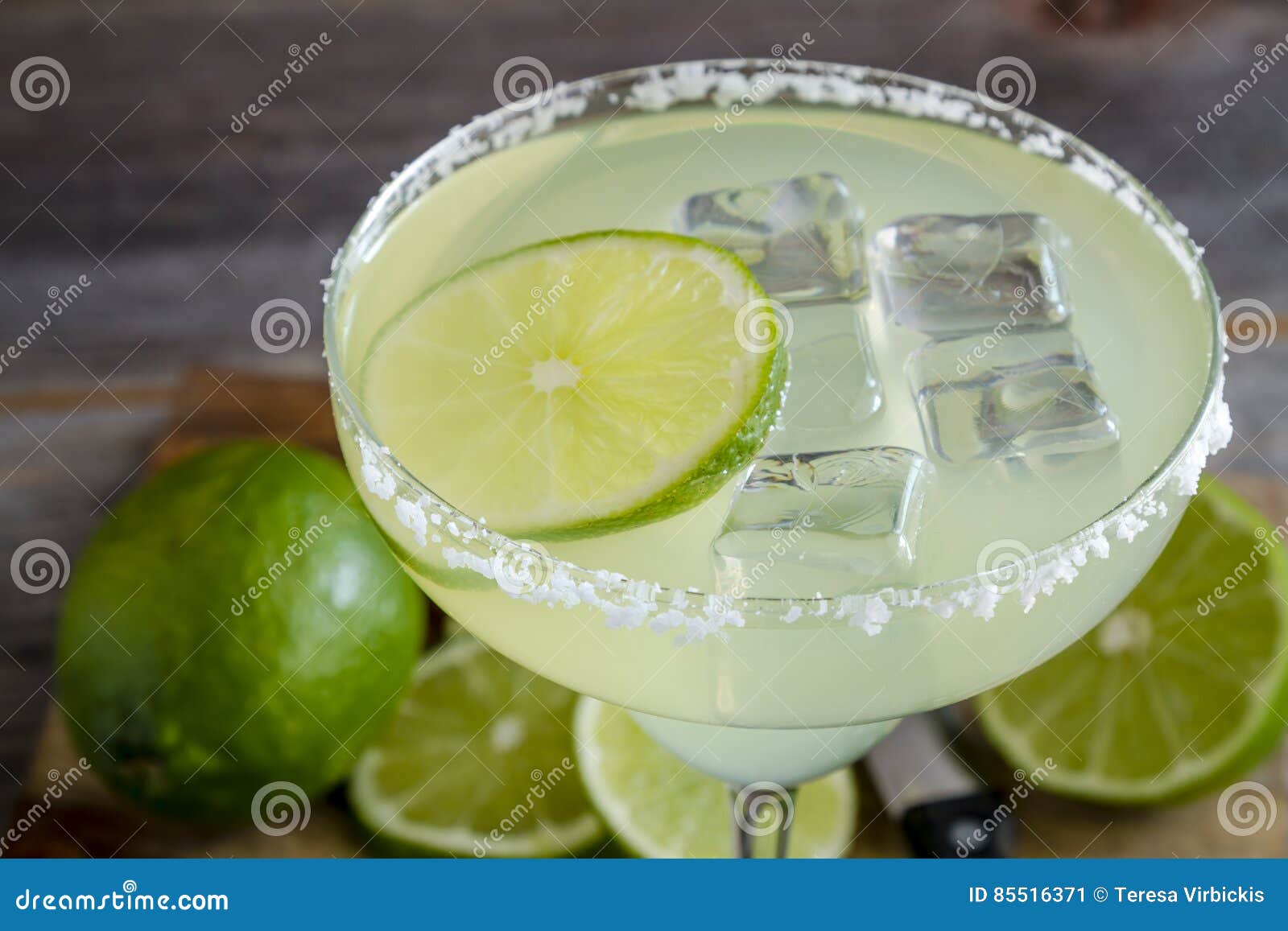 Classic Lime Margarita Drinks Stock Image Image of beverage, garnish