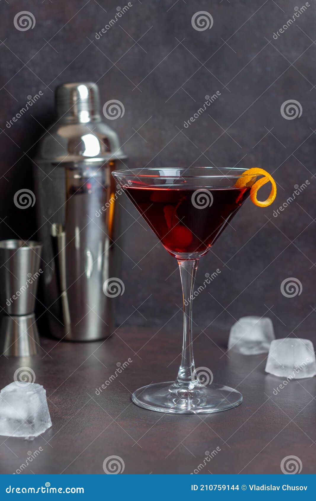 Classic Manhattan Cocktail. Alcoholic Beverages. Bar. Restaurant Stock