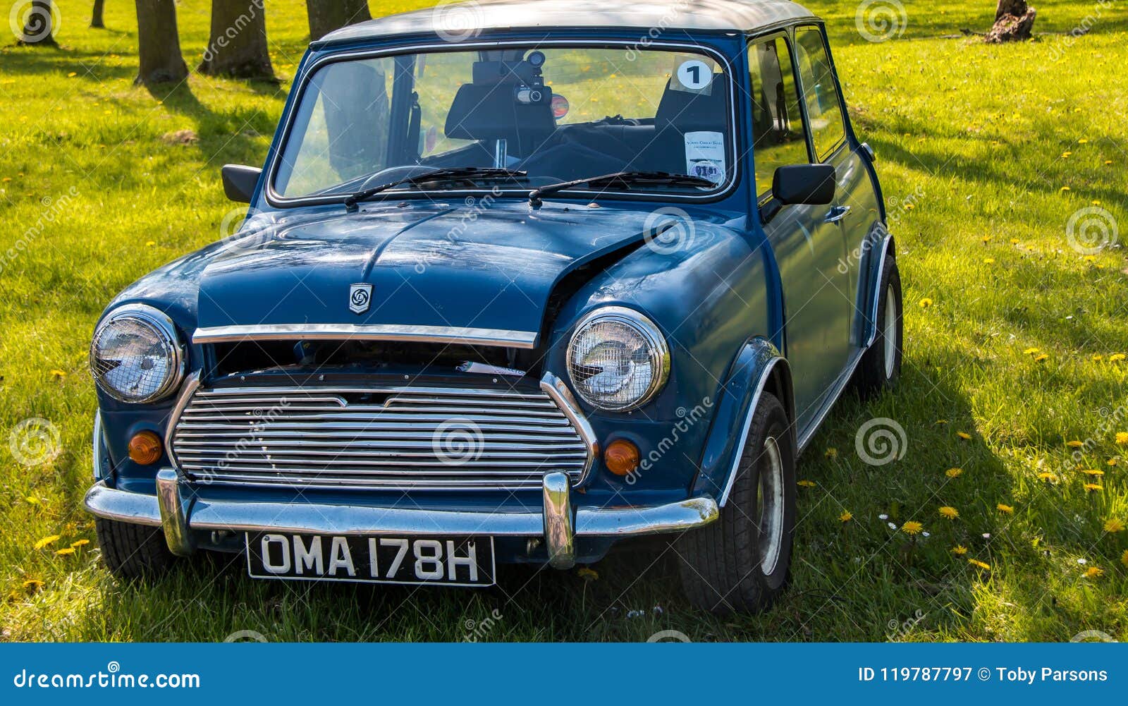 Classic Mini editorial photography. Image of cars, motorcar - 119787797