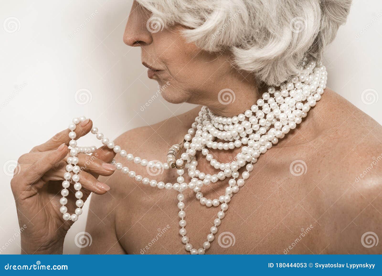 Mature older granny nude-Sex photo