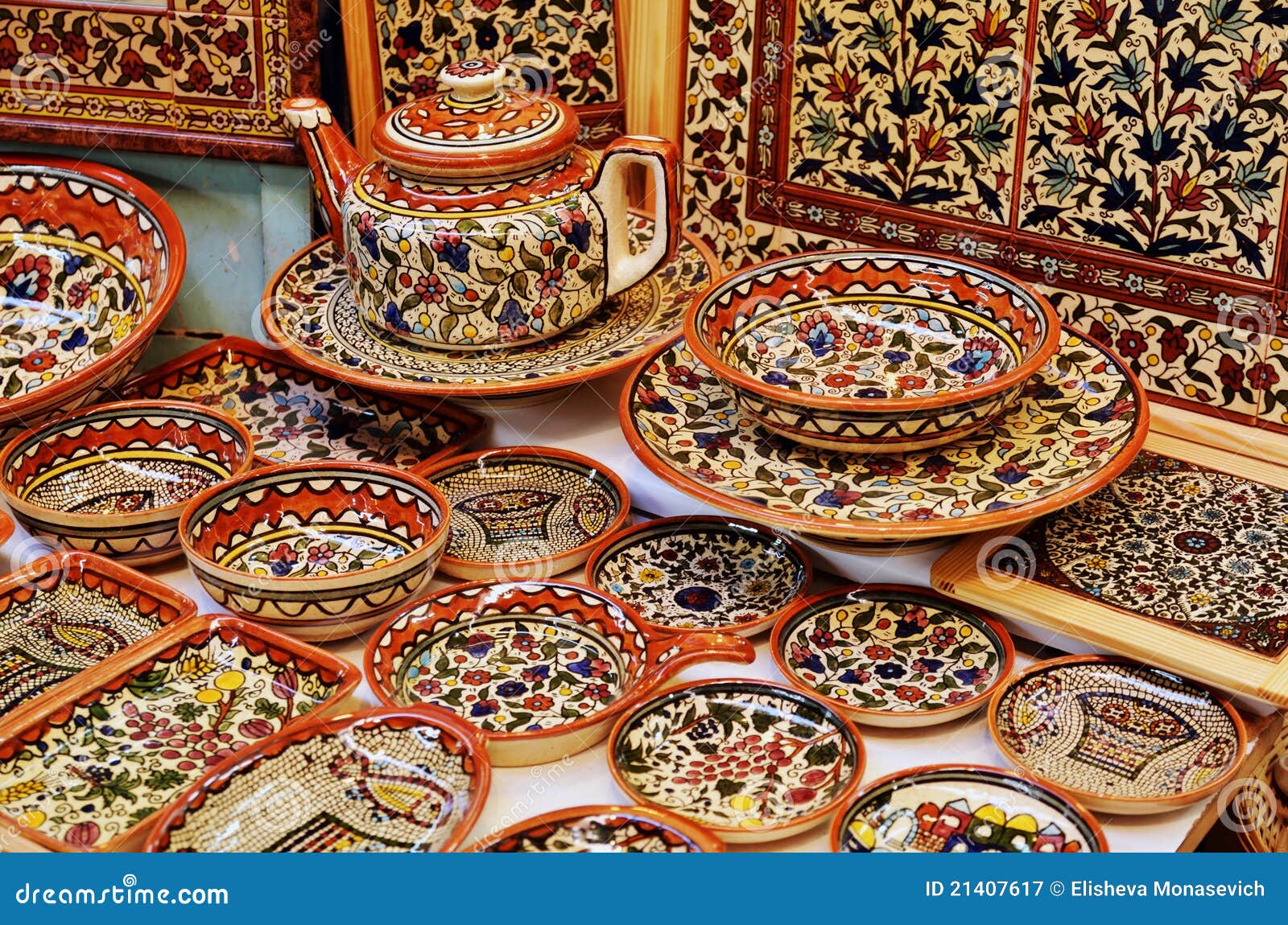 classical armenian ceramics