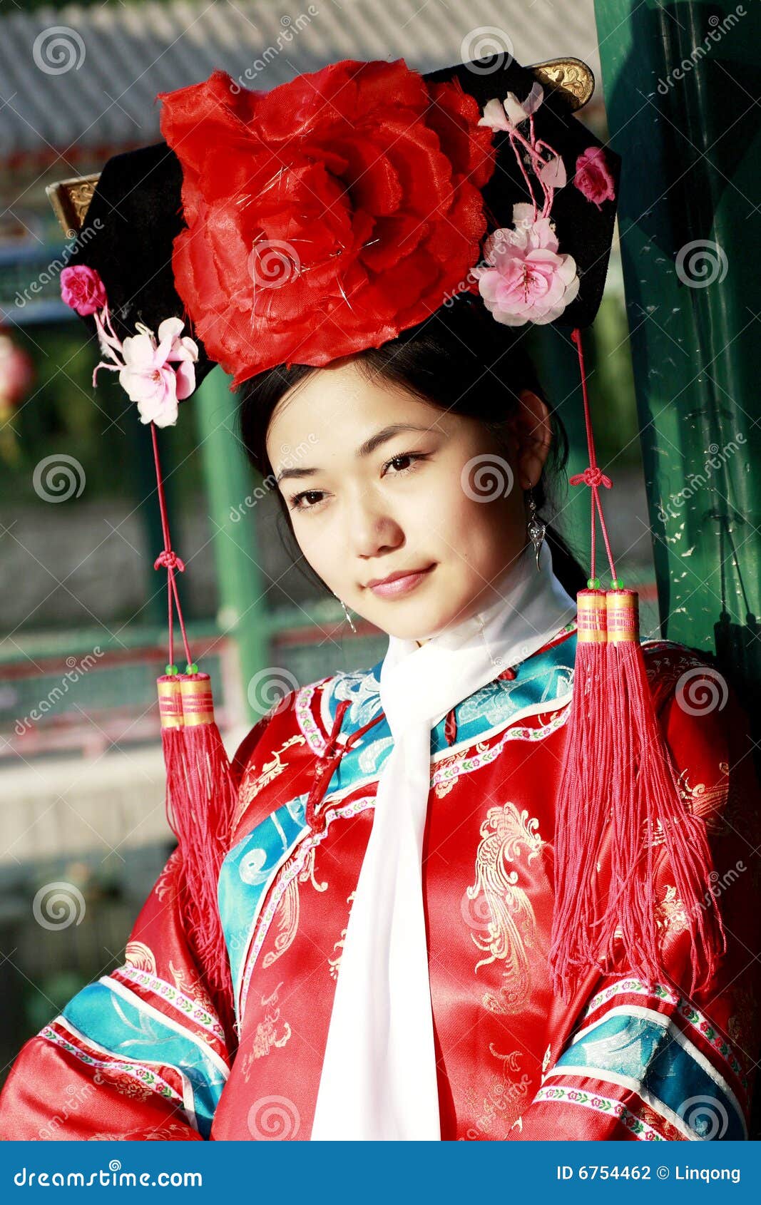 Classical beauty in China. stock photo. Image of character - 6754462