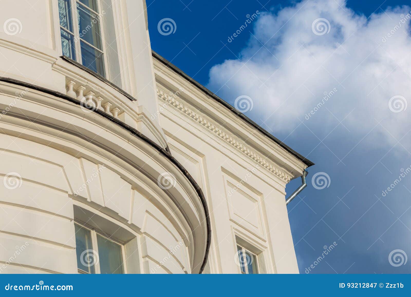 classicism style white house fragment