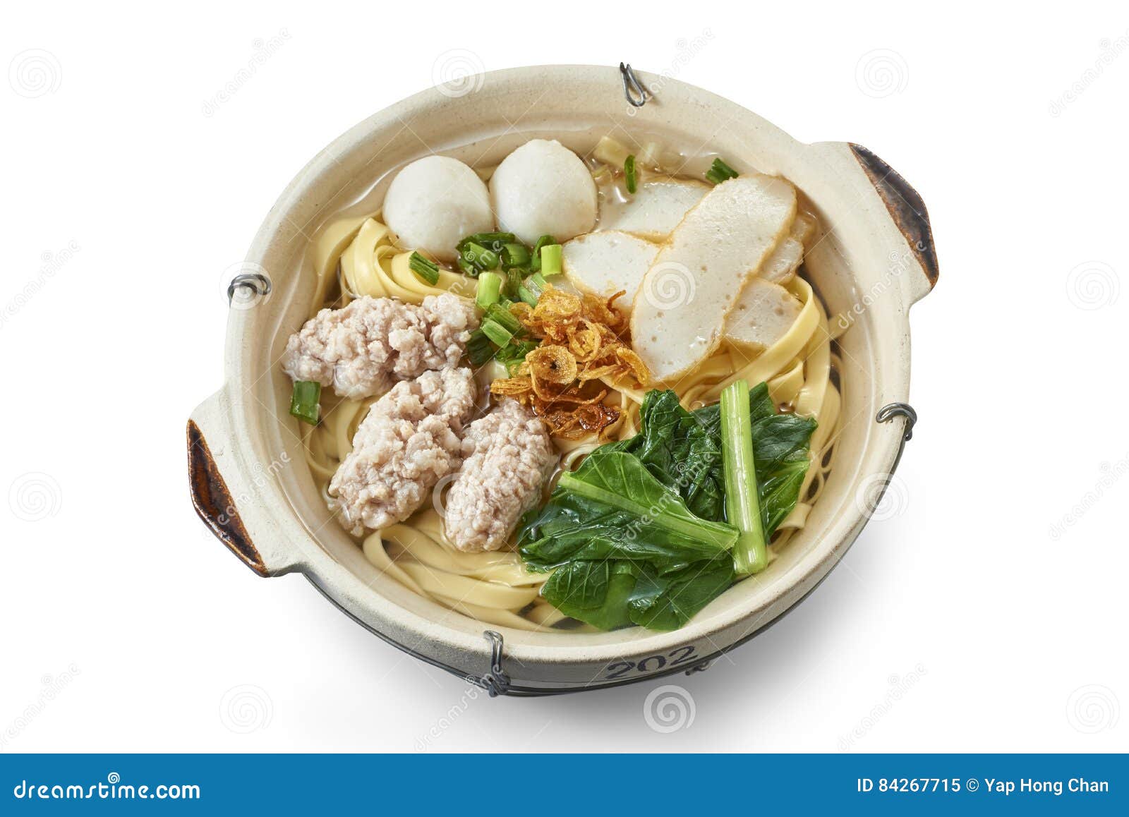 Clay Pot Flat Noodle Soup with Cooked Ingredients Stock Image Image of culture, noodle 84267715
