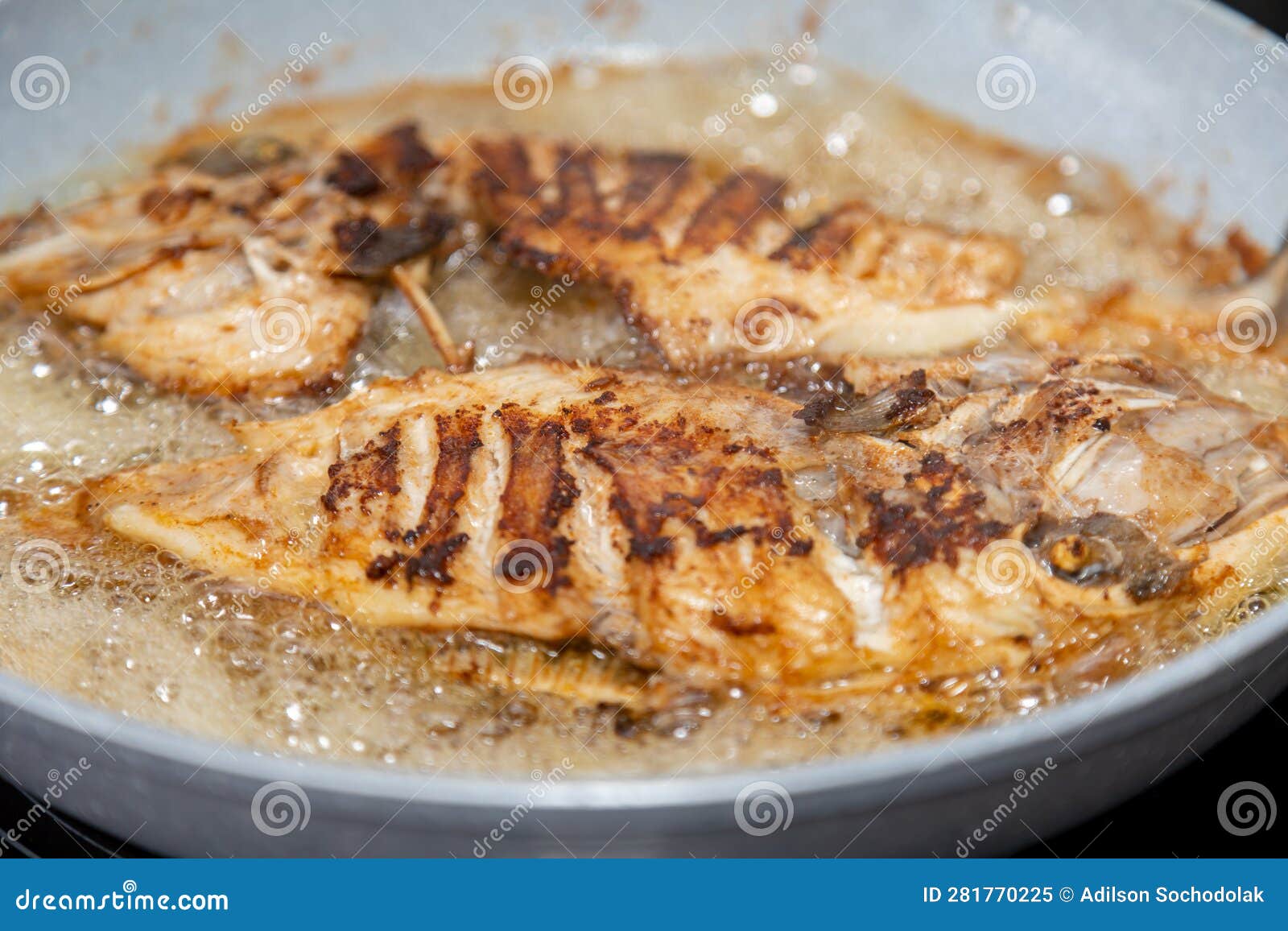 clean and seasoned peroÃ¡ fish (balistes capriscus) .