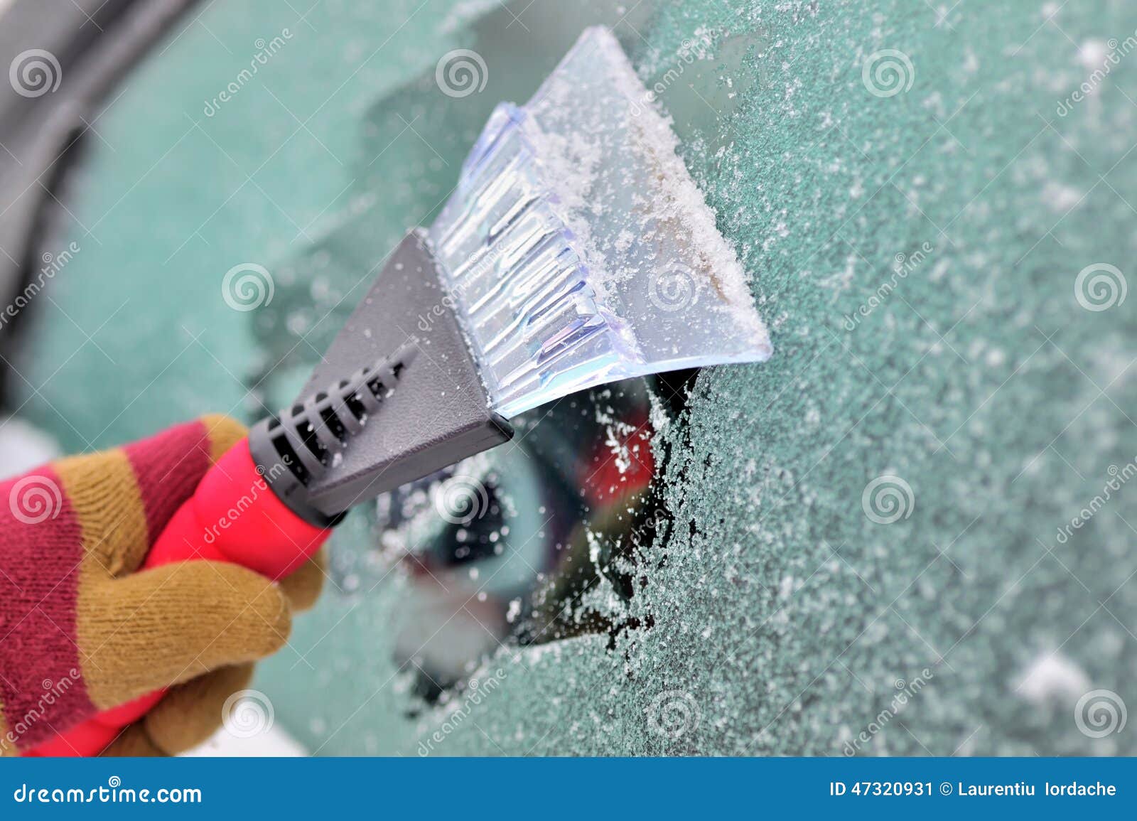 Cleaning car windows stock image. Image of season, detail 47320931