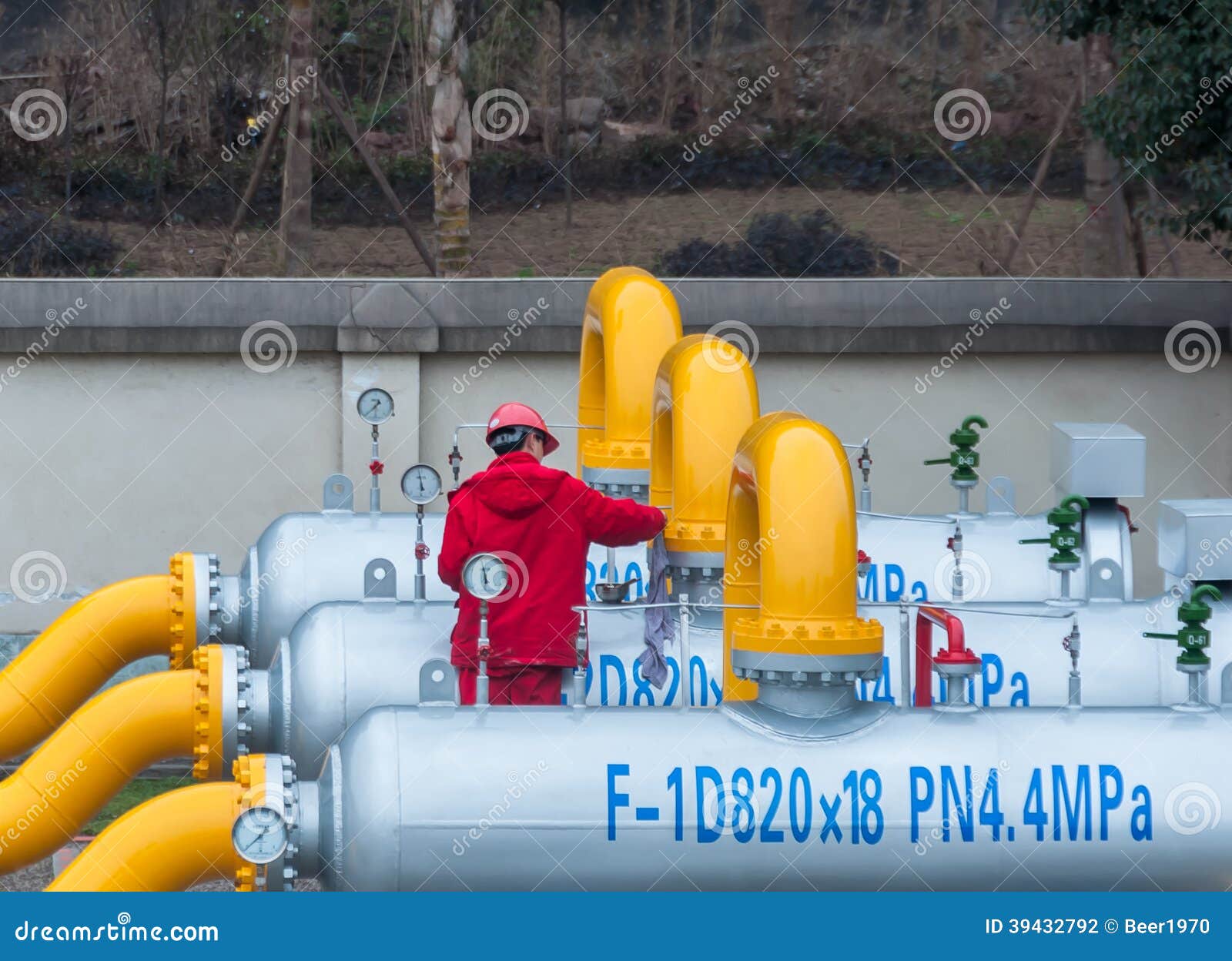 Cleaning and Maintenance Gas Pipelines Stock Photo Image of petrochina, industry 39432792
