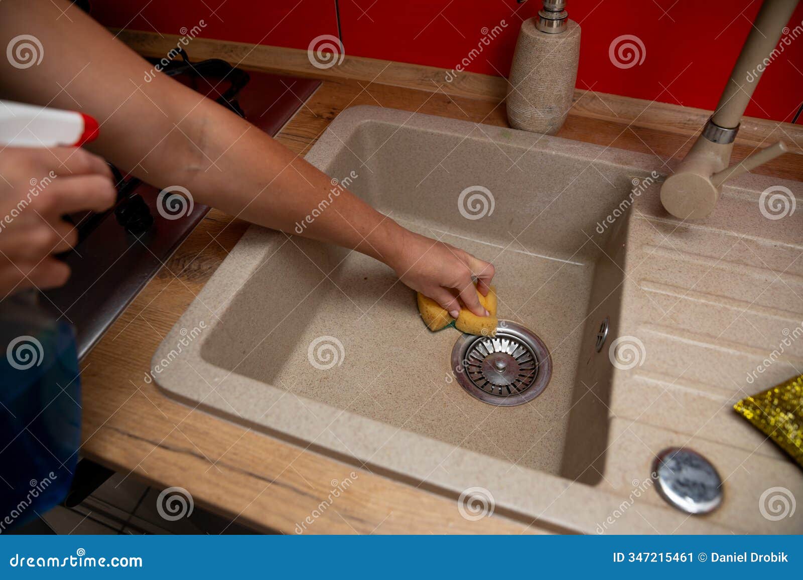 cleaning your kitchen sink a sparkling transformation for a tidy home environment