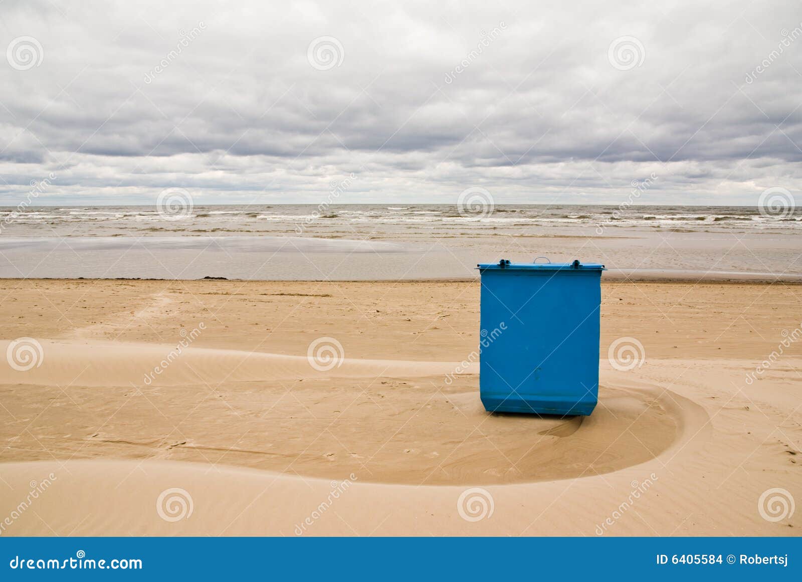 cleanness on the beach