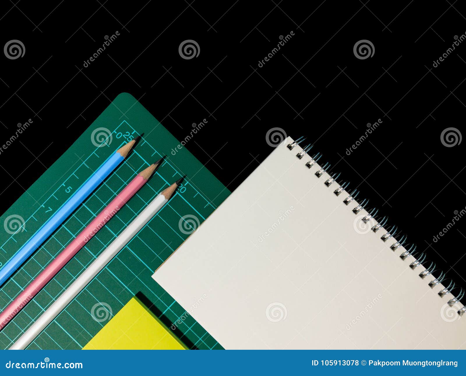 color note sign in color note sign in