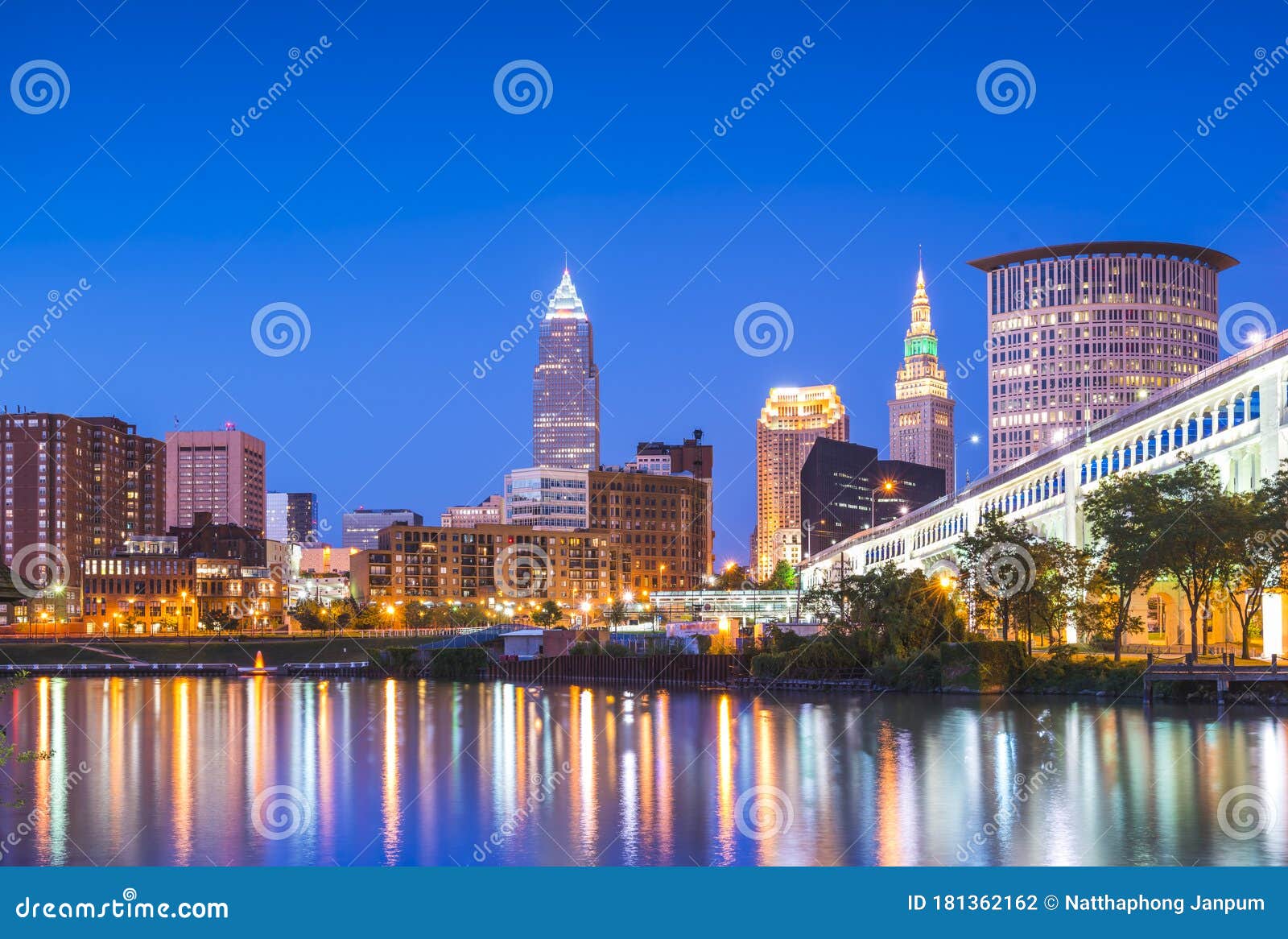 Cleveland Skyline With Reflection At Night Cleveland Ohio Usa Stock
