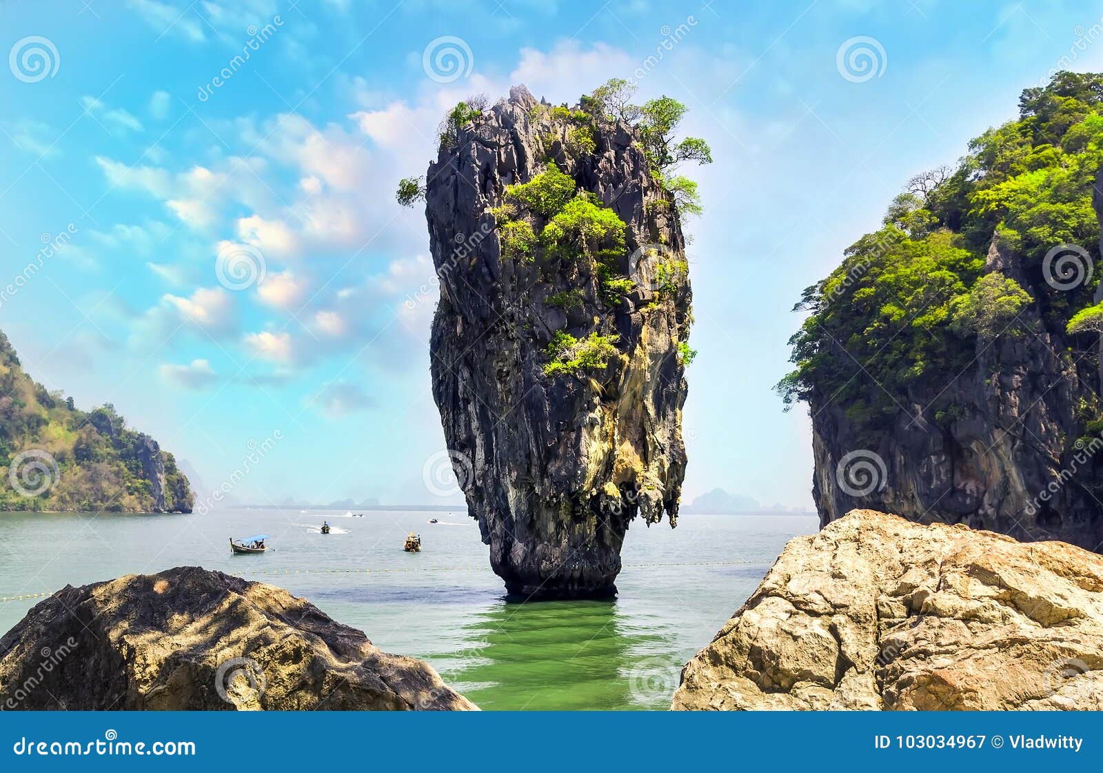 Cliff Mountain Island James Bond, Thailand Stock Image - Image of ...