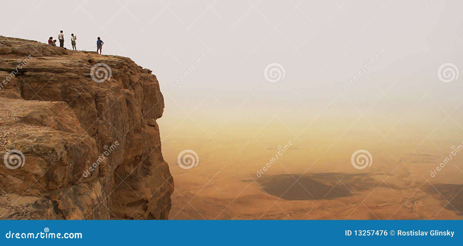 cliff over the ramon crater (panorama).