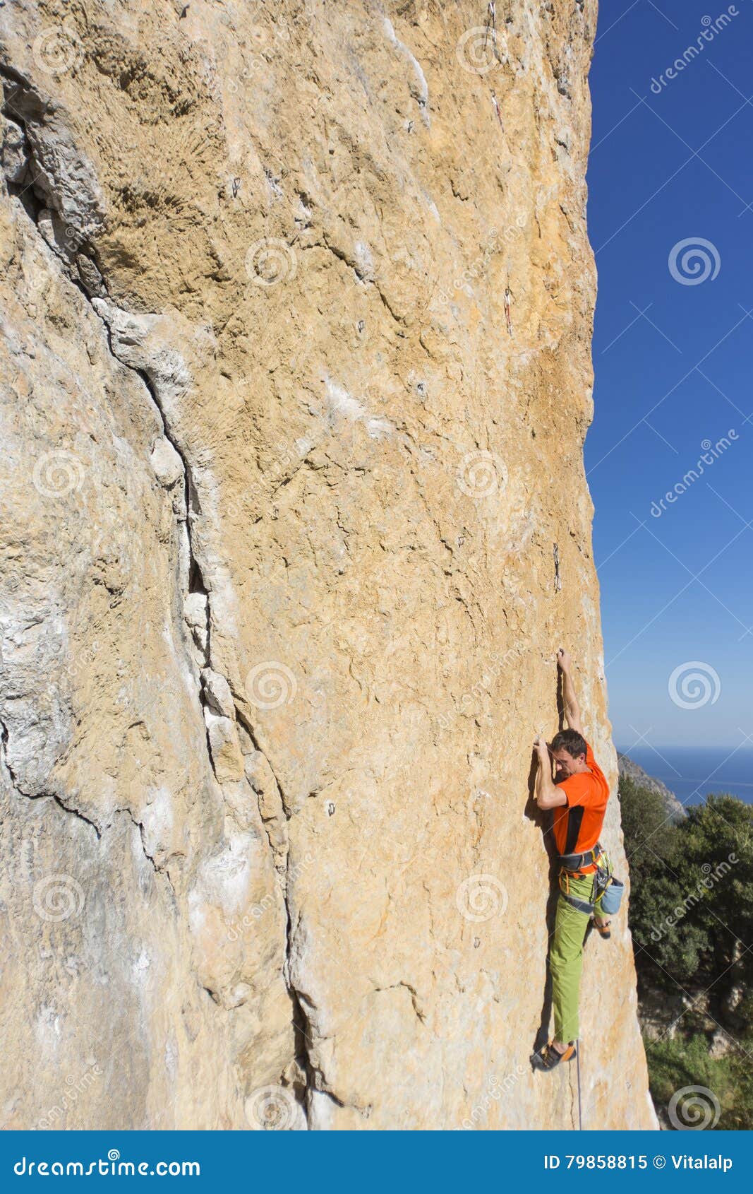 Cliffhanger. stock image. Image of heavy, mountain, endurance 79858815