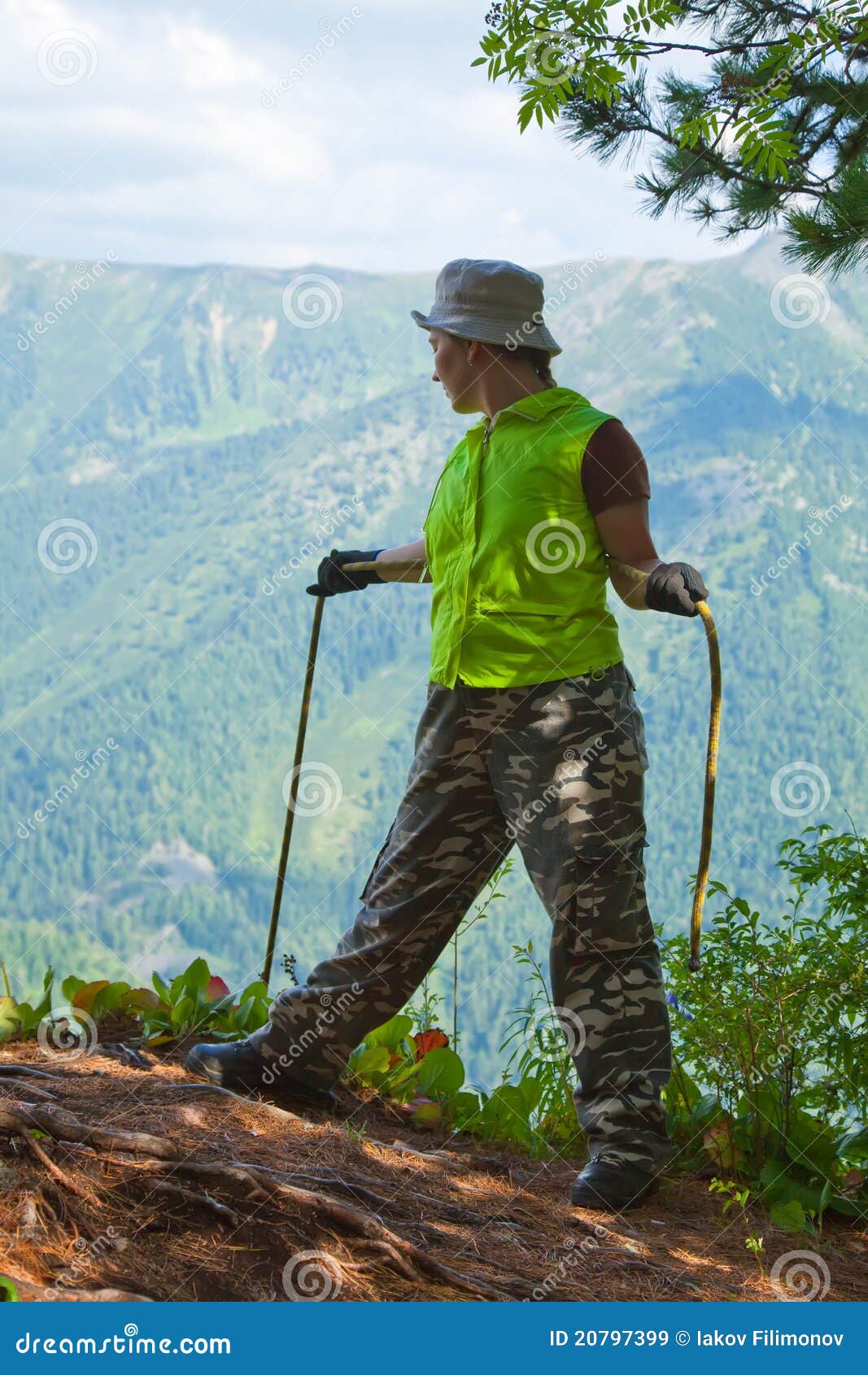 Climber belay partner stock image. Image of nature, dangerous 20797399
