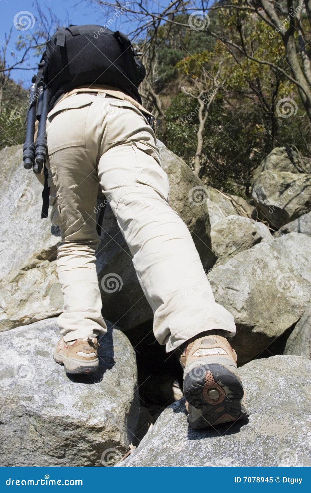 Climbing hiker stock image. Image of canyon, danger, linn 7078945