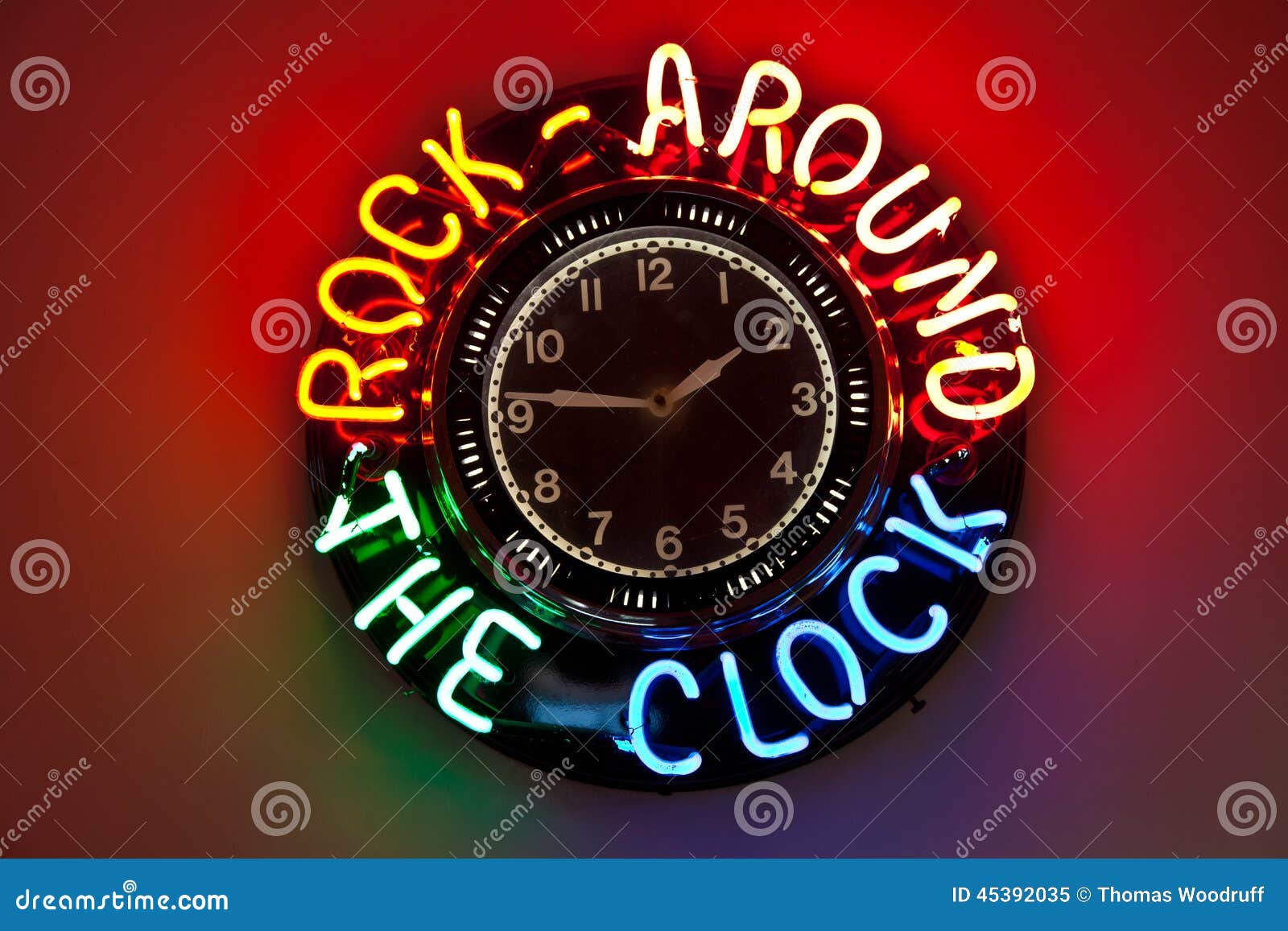 Clock in Route 66 diner editorial image. Image of route 45392035