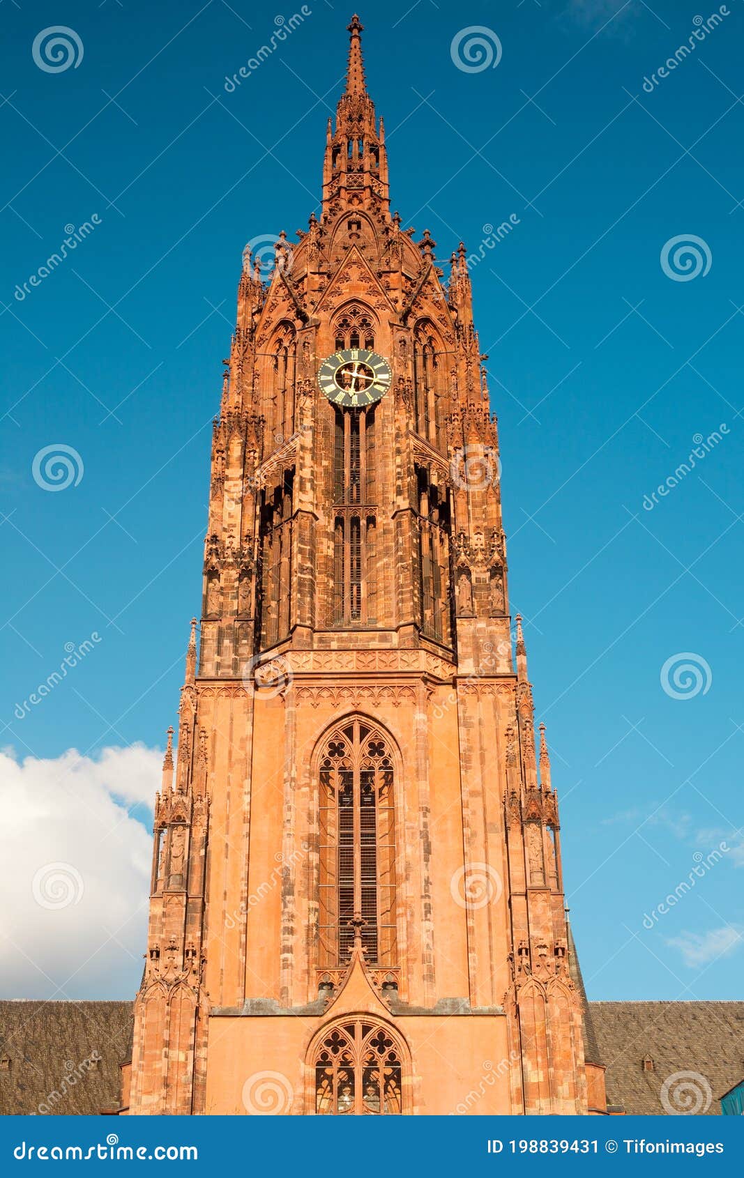 saint bartholomeus`s cathedral in frankfurt