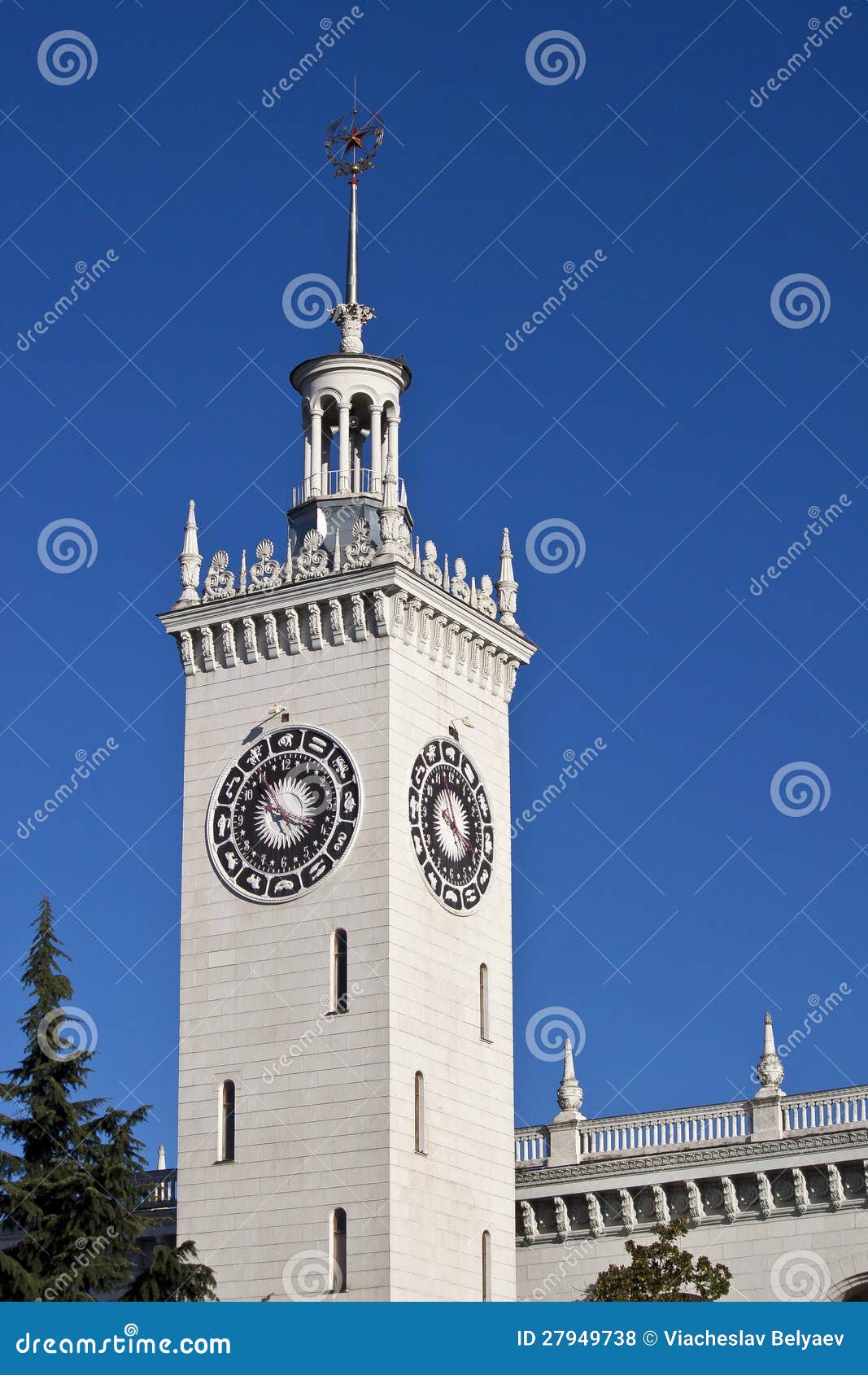 http://thumbs.dreamstime.com/z/clock-tower-sochi-27949738.jpg