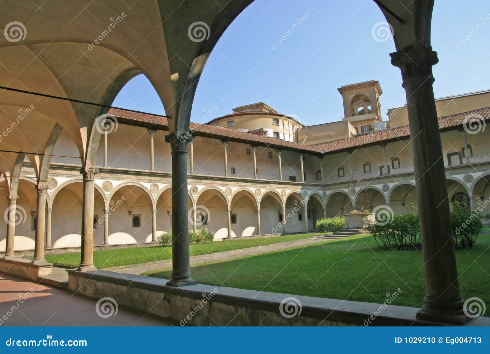 cloister of basilica santa croce