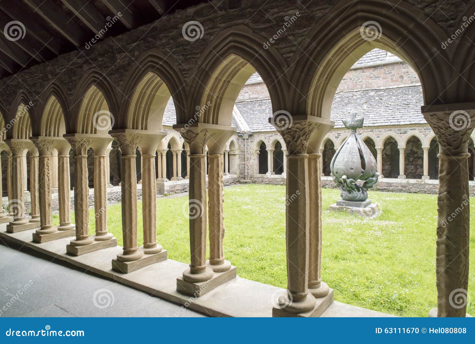 cloister iona abbey