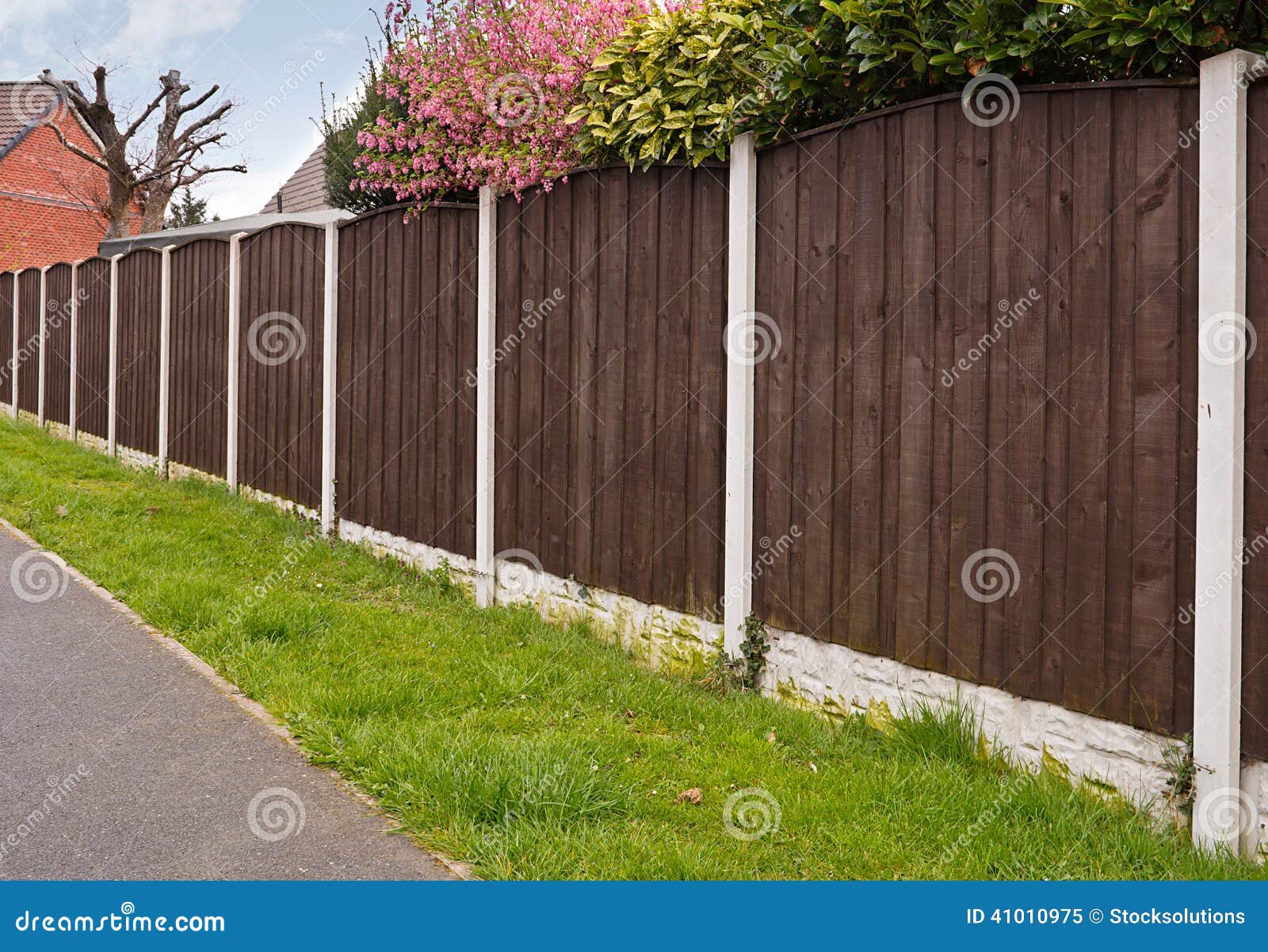 close board fencing panels